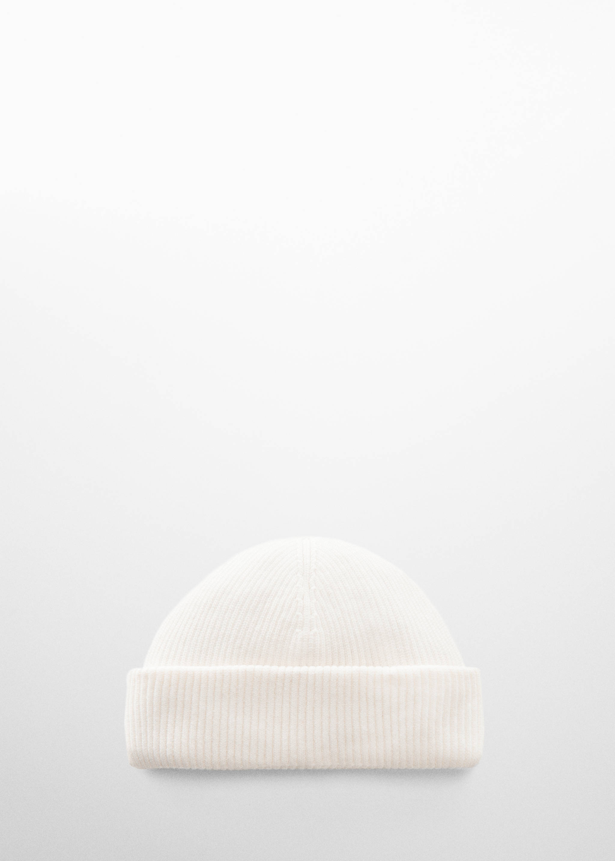 Stickad kort mössa - Artikel utan modell