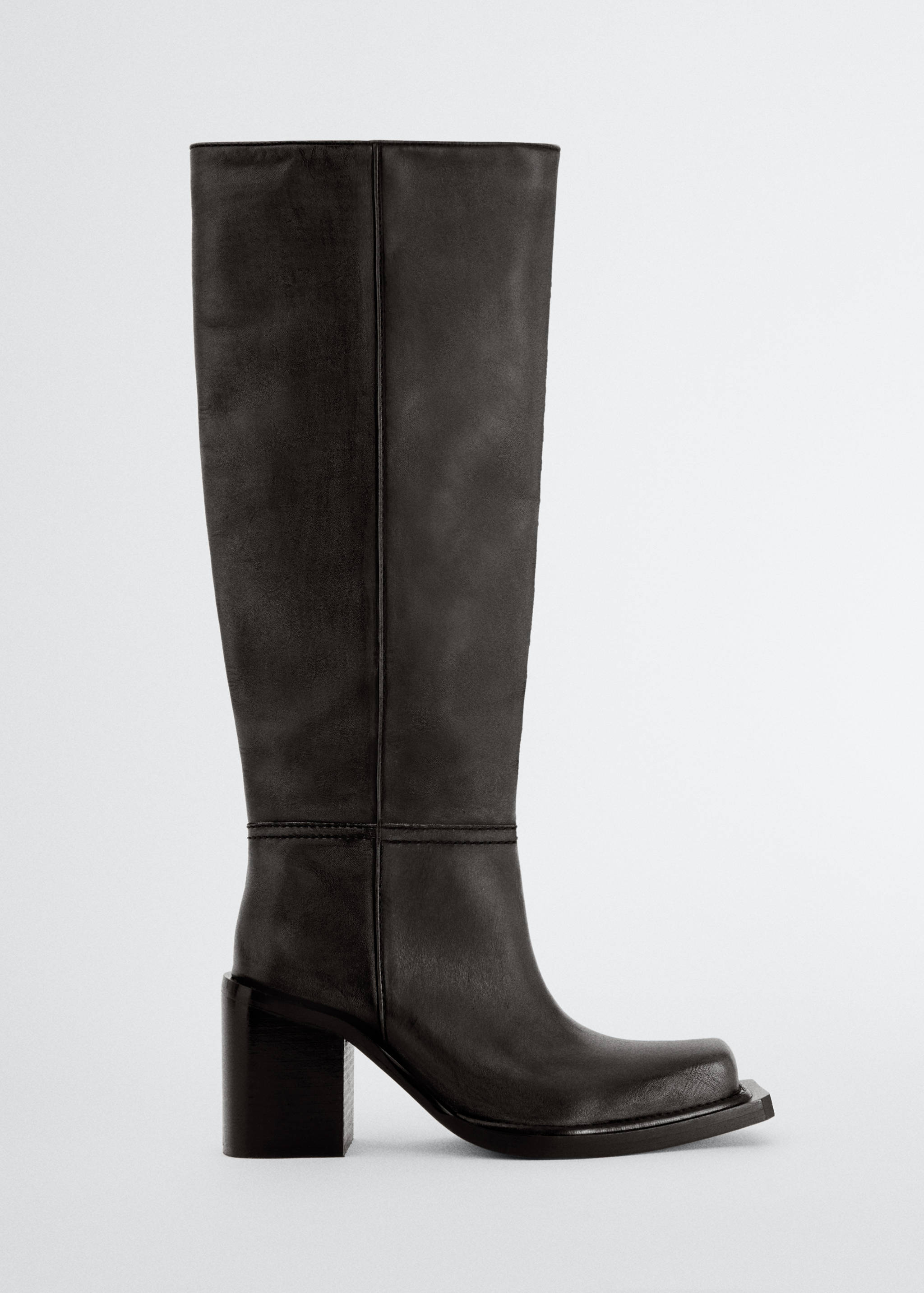 Tall leather boots - Article without model