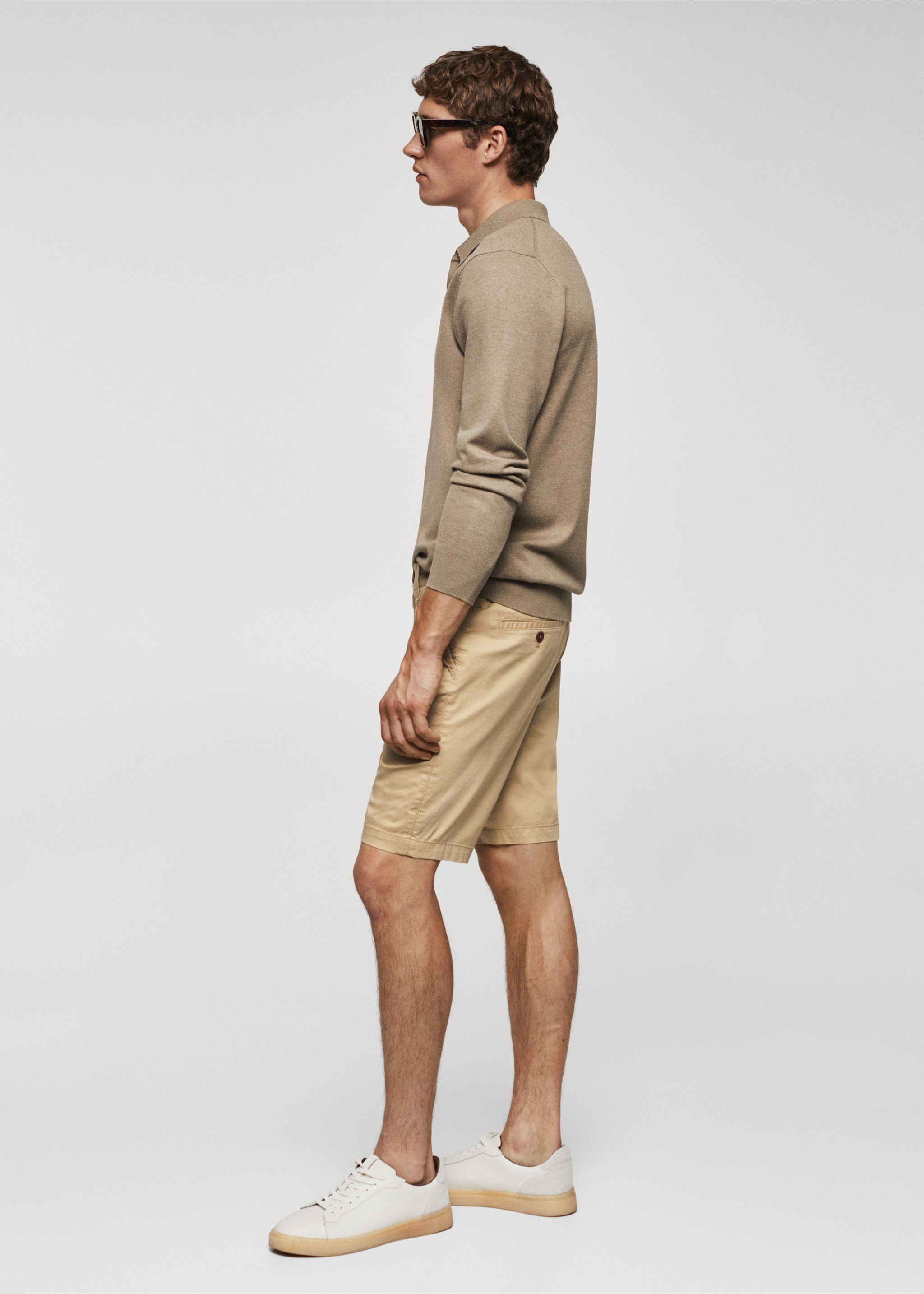 Slim-fit chino cotton bermuda shorts - Details of the article 2