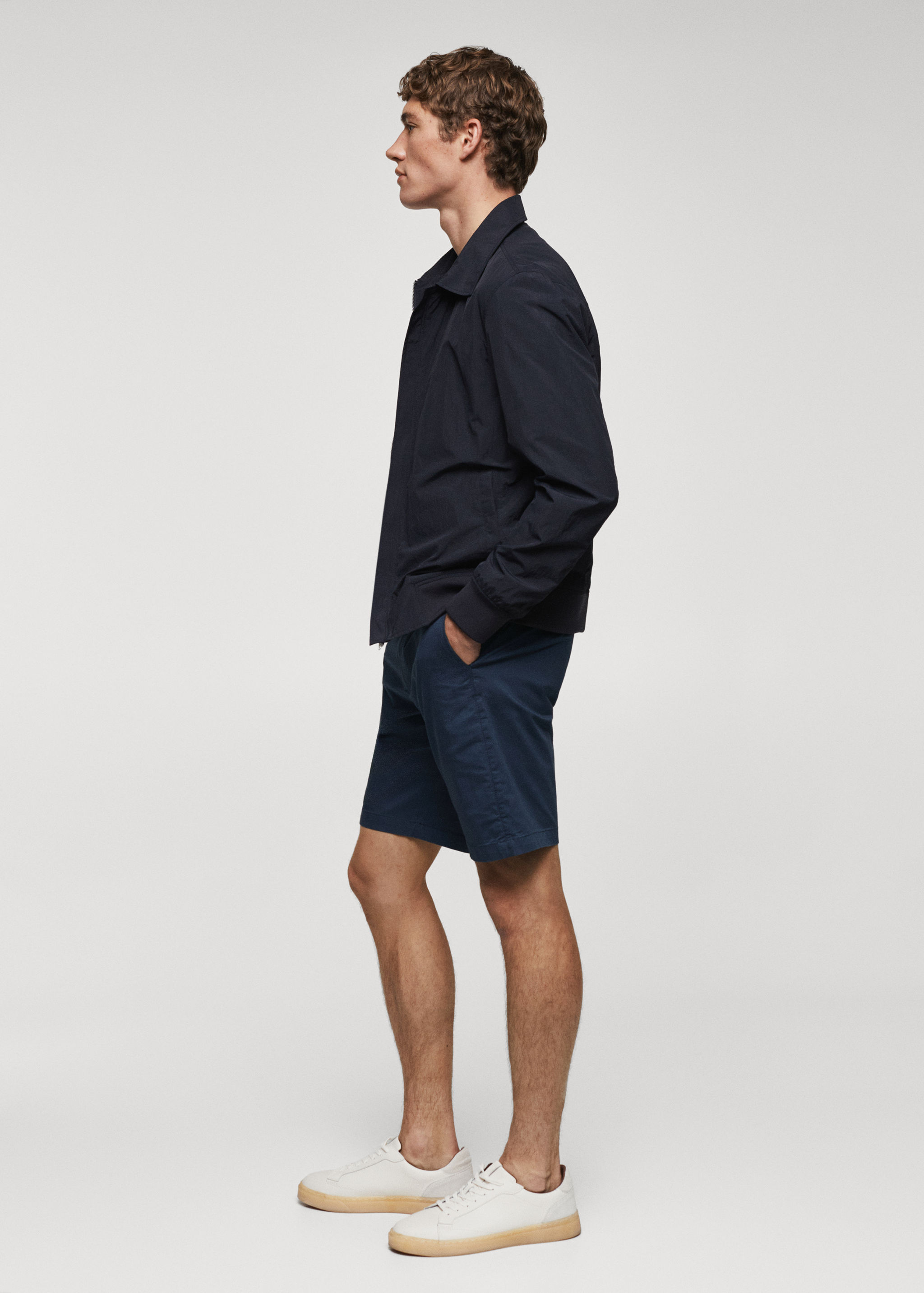 Slim-fit chino cotton bermuda shorts - Details of the article 2