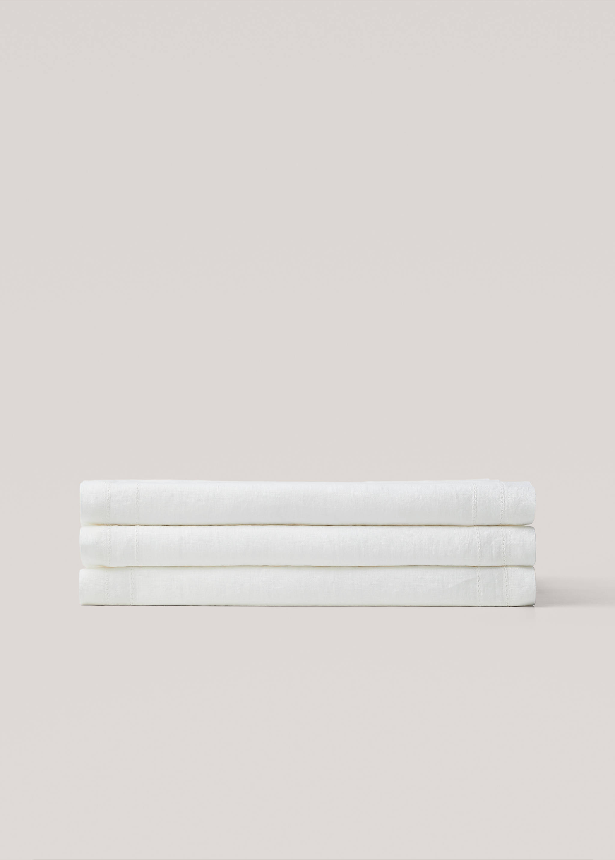 100% linen table runner with seam detail - Article without model, Off White. Ref: 57066718-00.