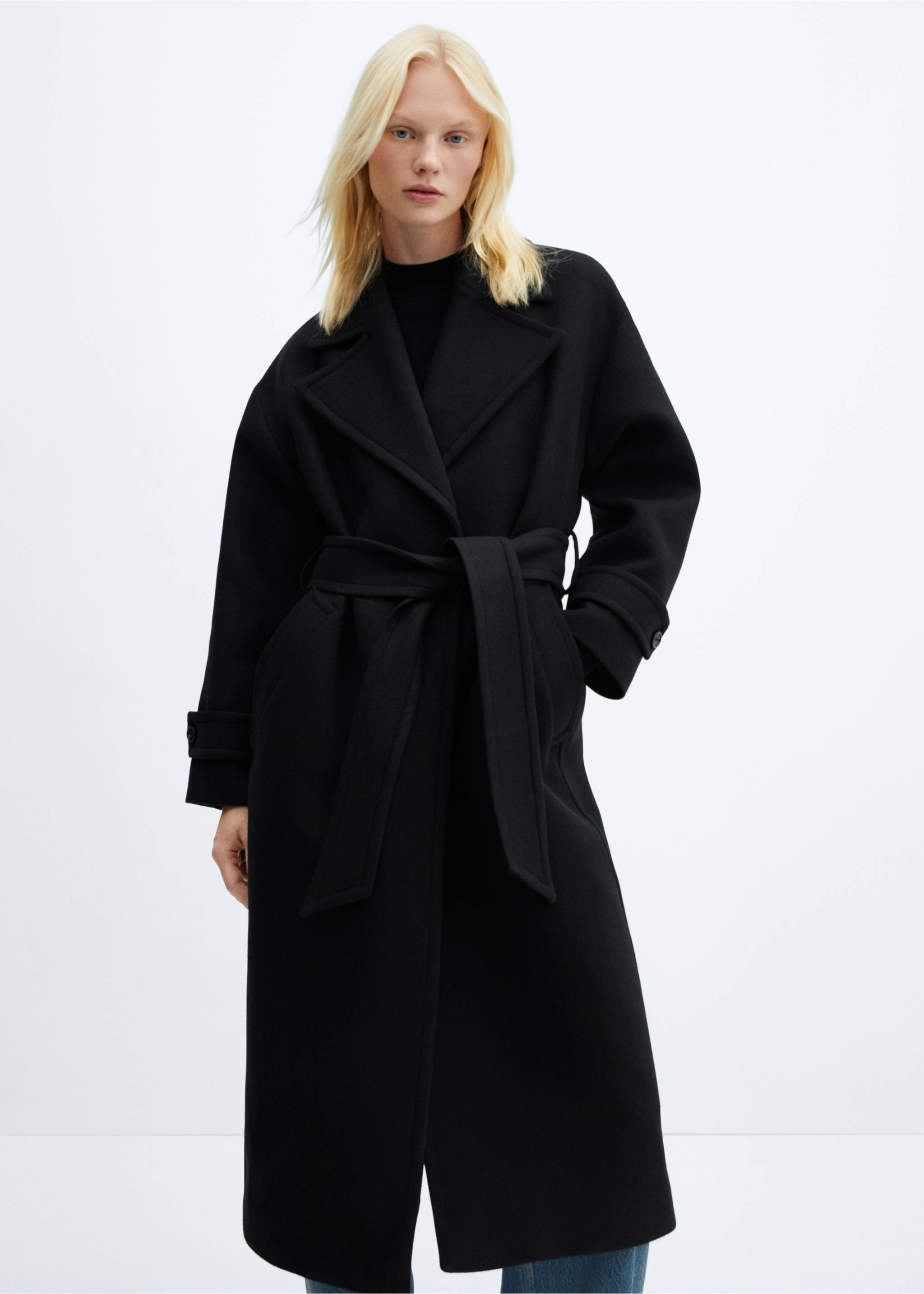 Manteco wool coat with oversized lapels - Medium plane, Black. Ref: 57066727-00.