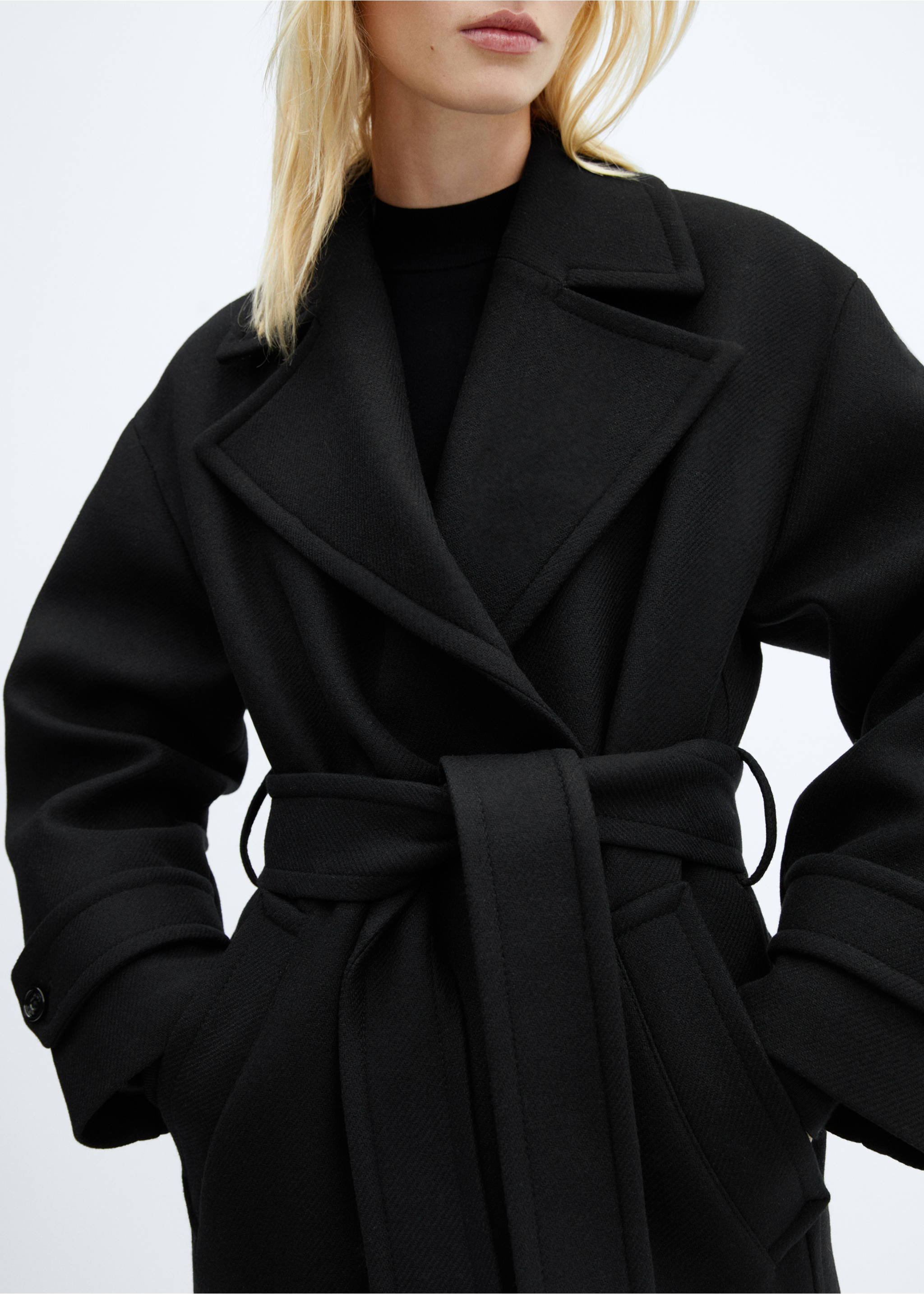 Manteco wool coat with oversized lapels - Details of the article 6, Black. Ref: 57066727-00.