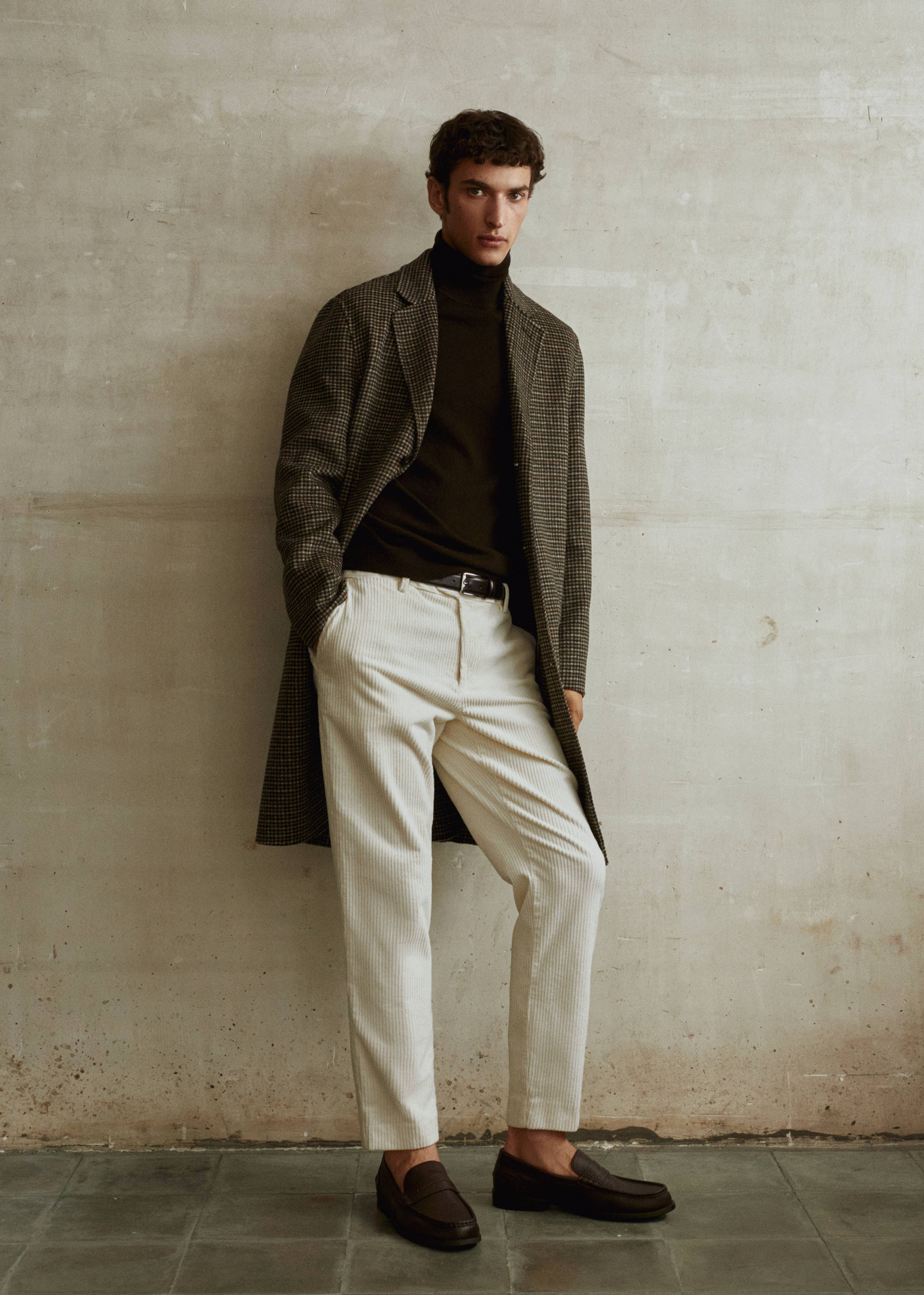 Slim fit corduroy pants - Details of the article 6