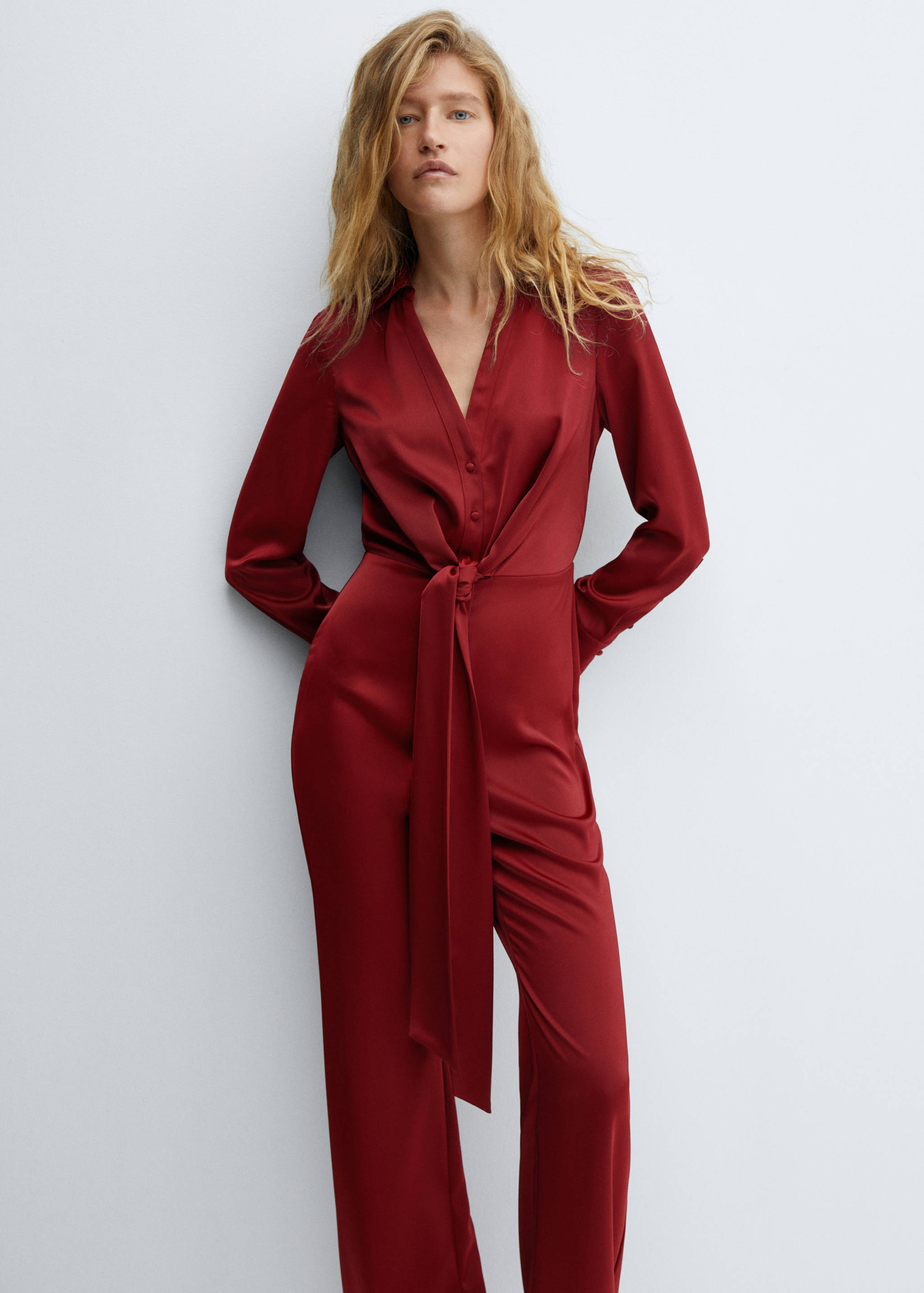 V-neck satin jumpsuit - Medium plane