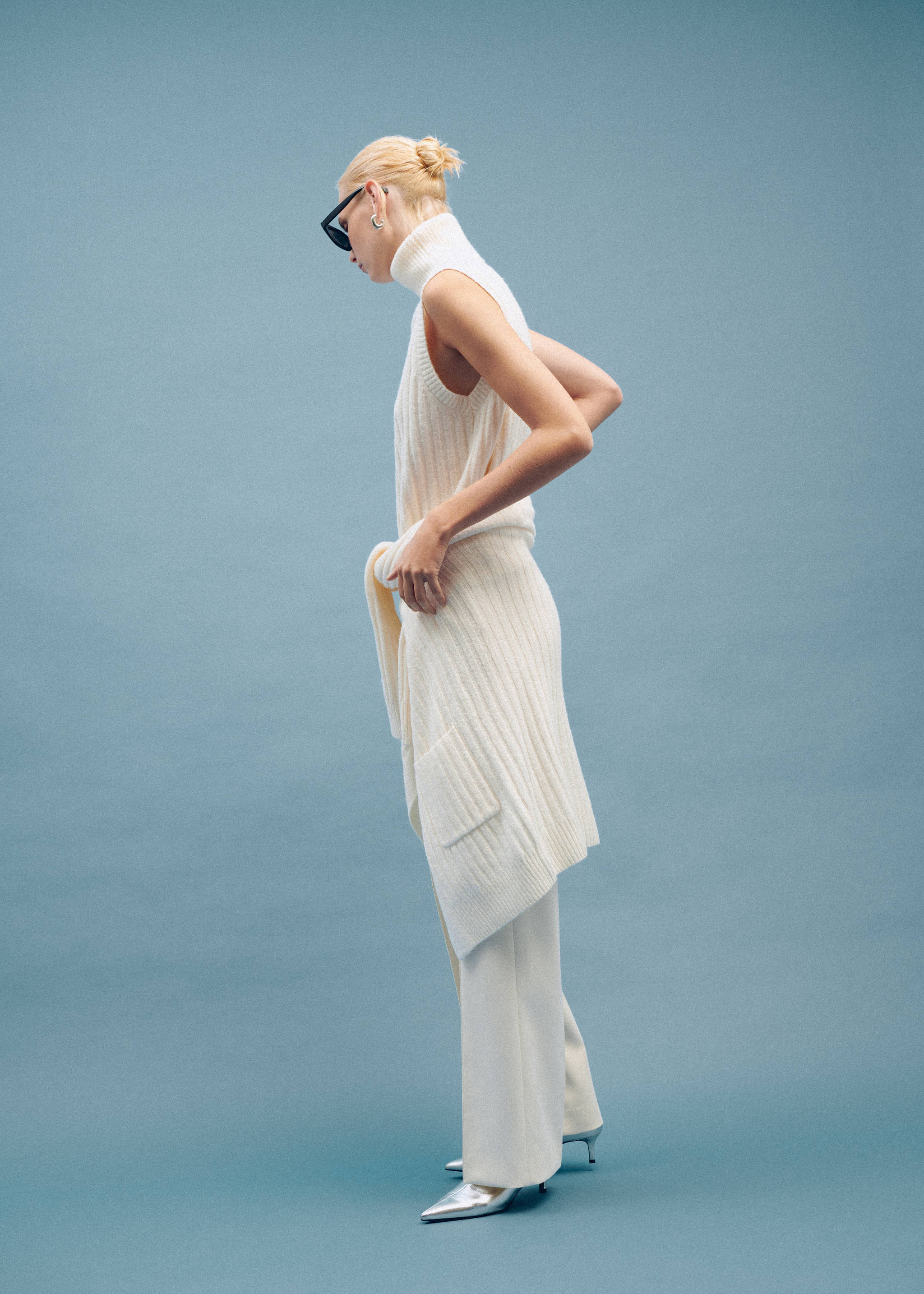 Gerippter Pullunder mit Rollkragen - Detail des Artikels 7