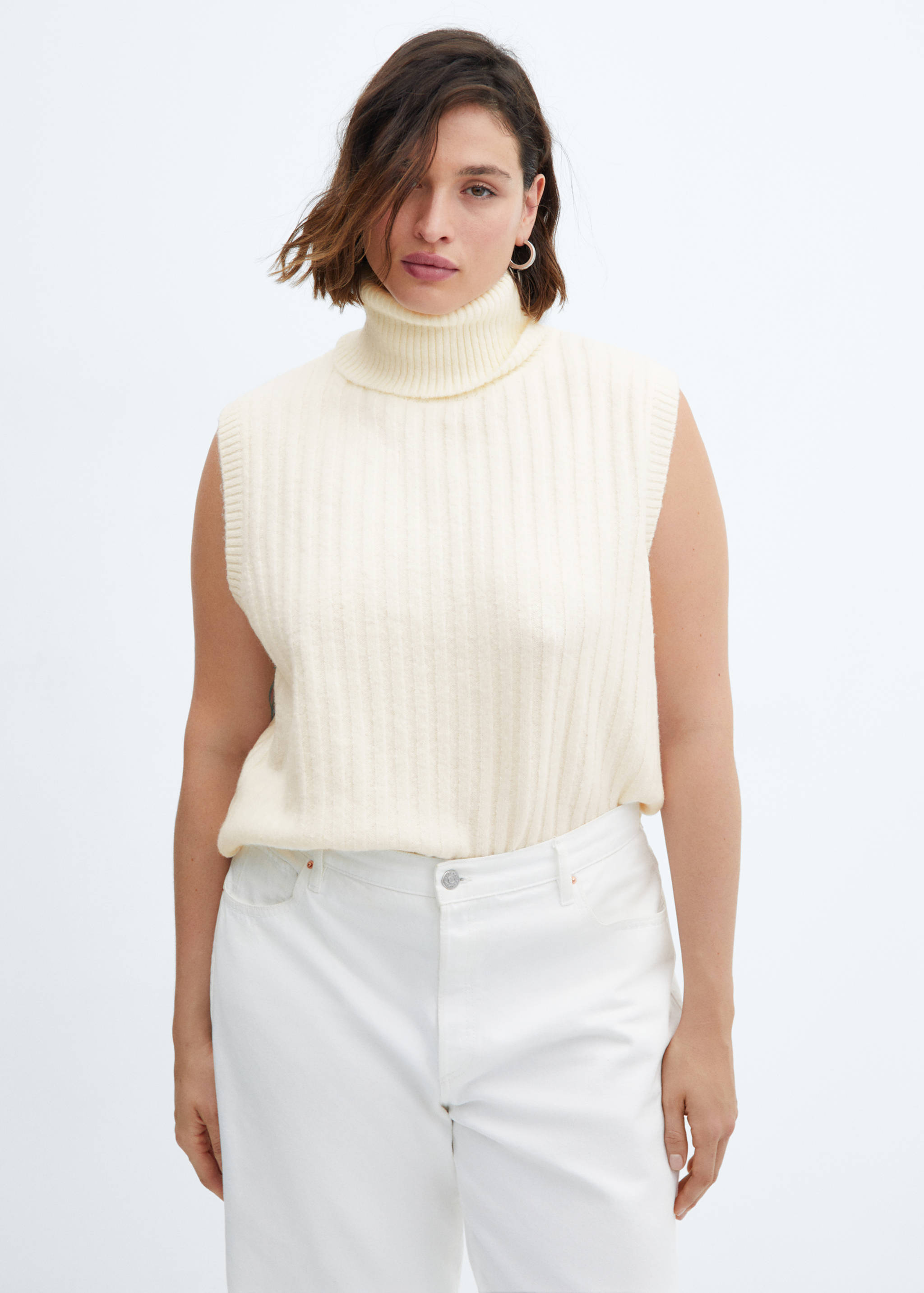 Gerippter Pullunder mit Rollkragen - Detail des Artikels 5