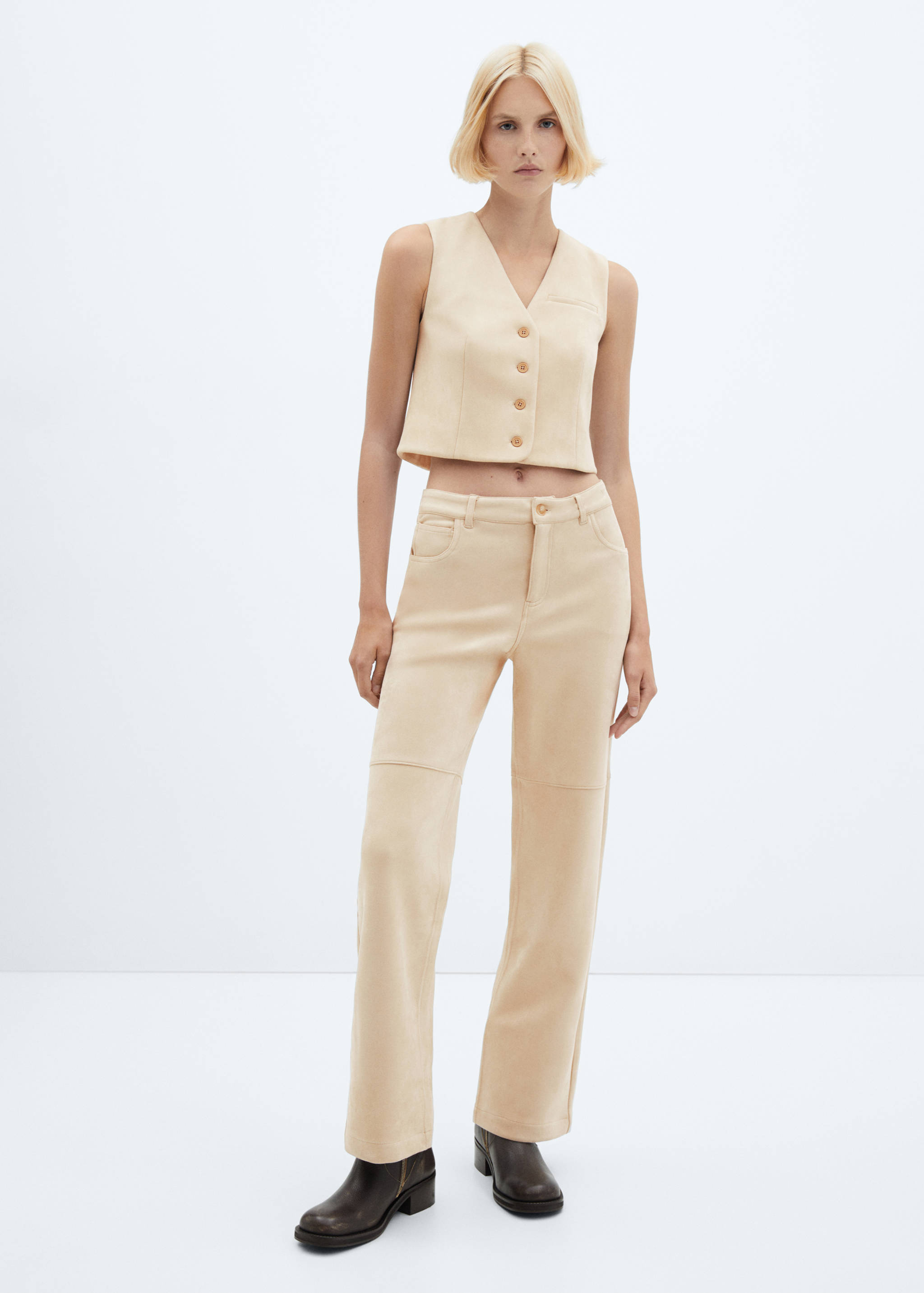 Suede gilet - General plane