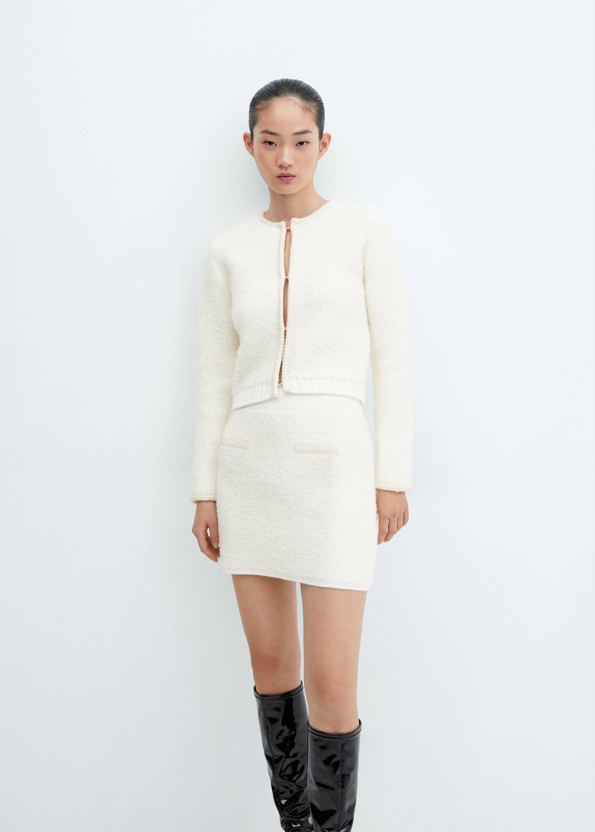 Tweed skirt with contrasting trims - Details of the article 2