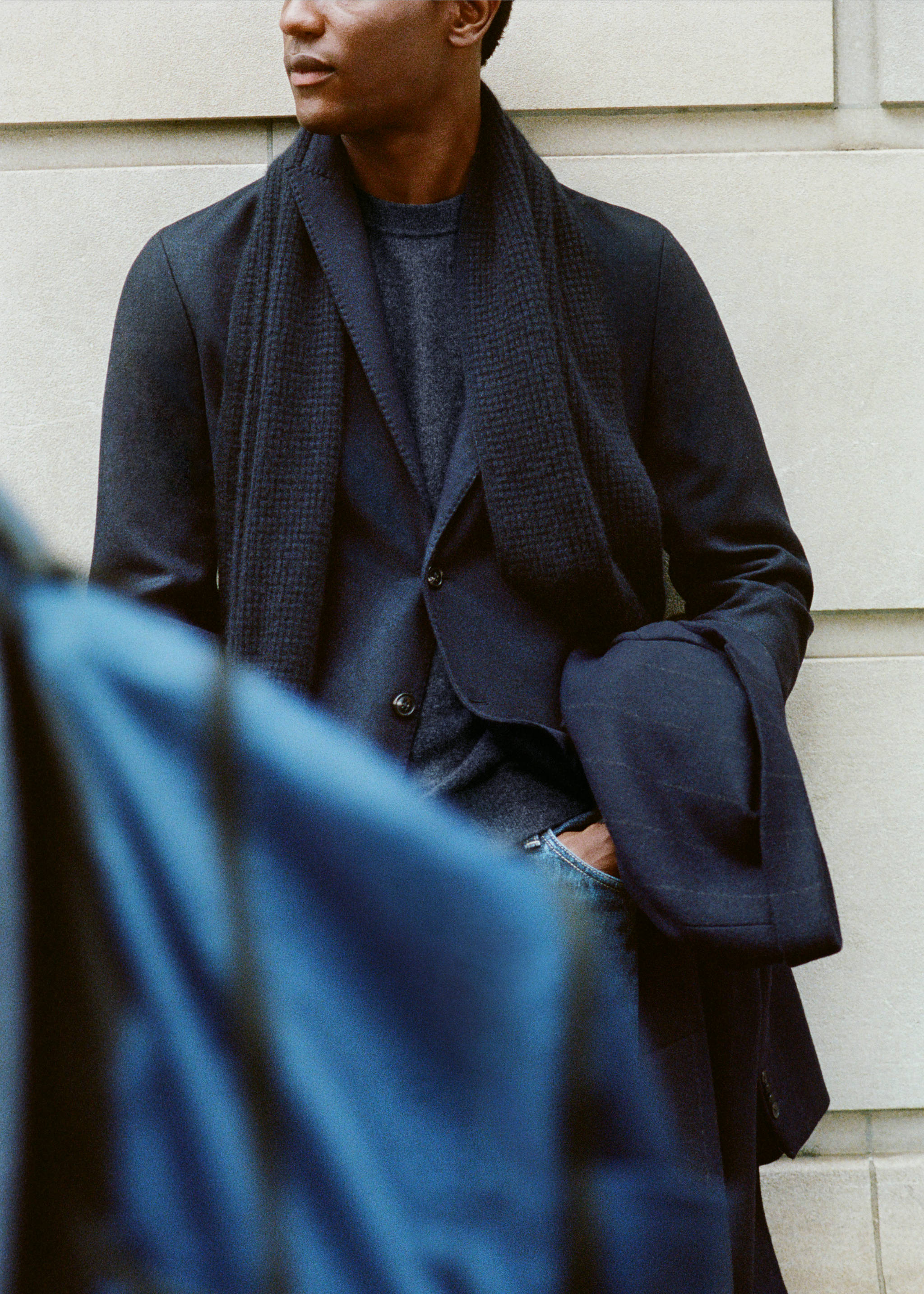 Virgin wool blazer with stitching - Details of the article 5, Navy. Ref: 57068633-00.