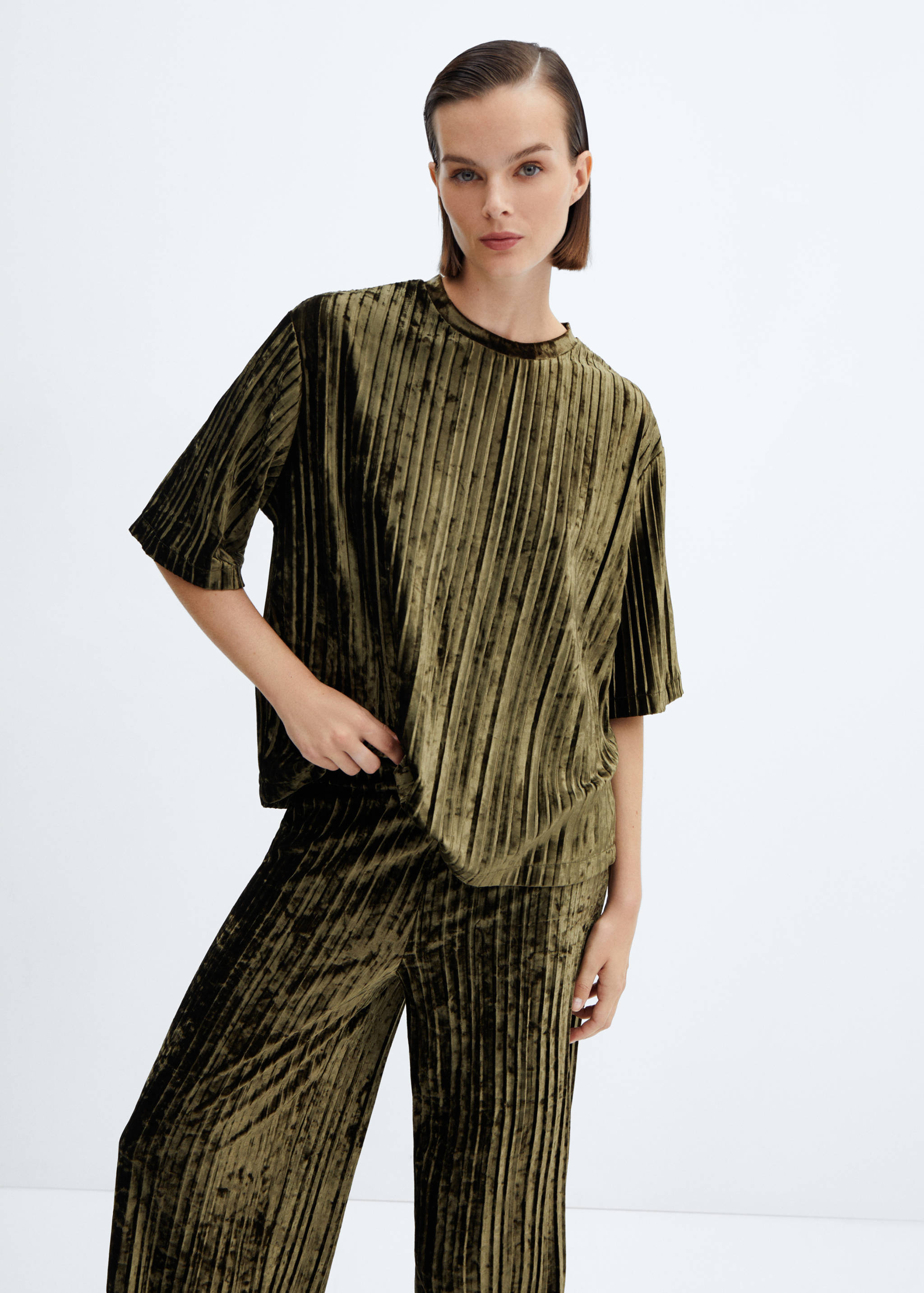 Pleated velvet pants - Details of the article 1