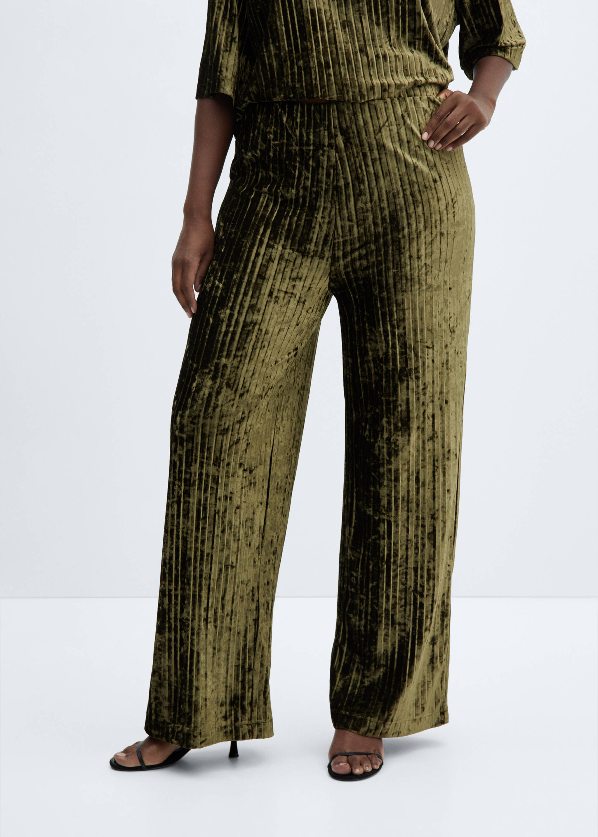 Pleated velvet pants - Details of the article 5