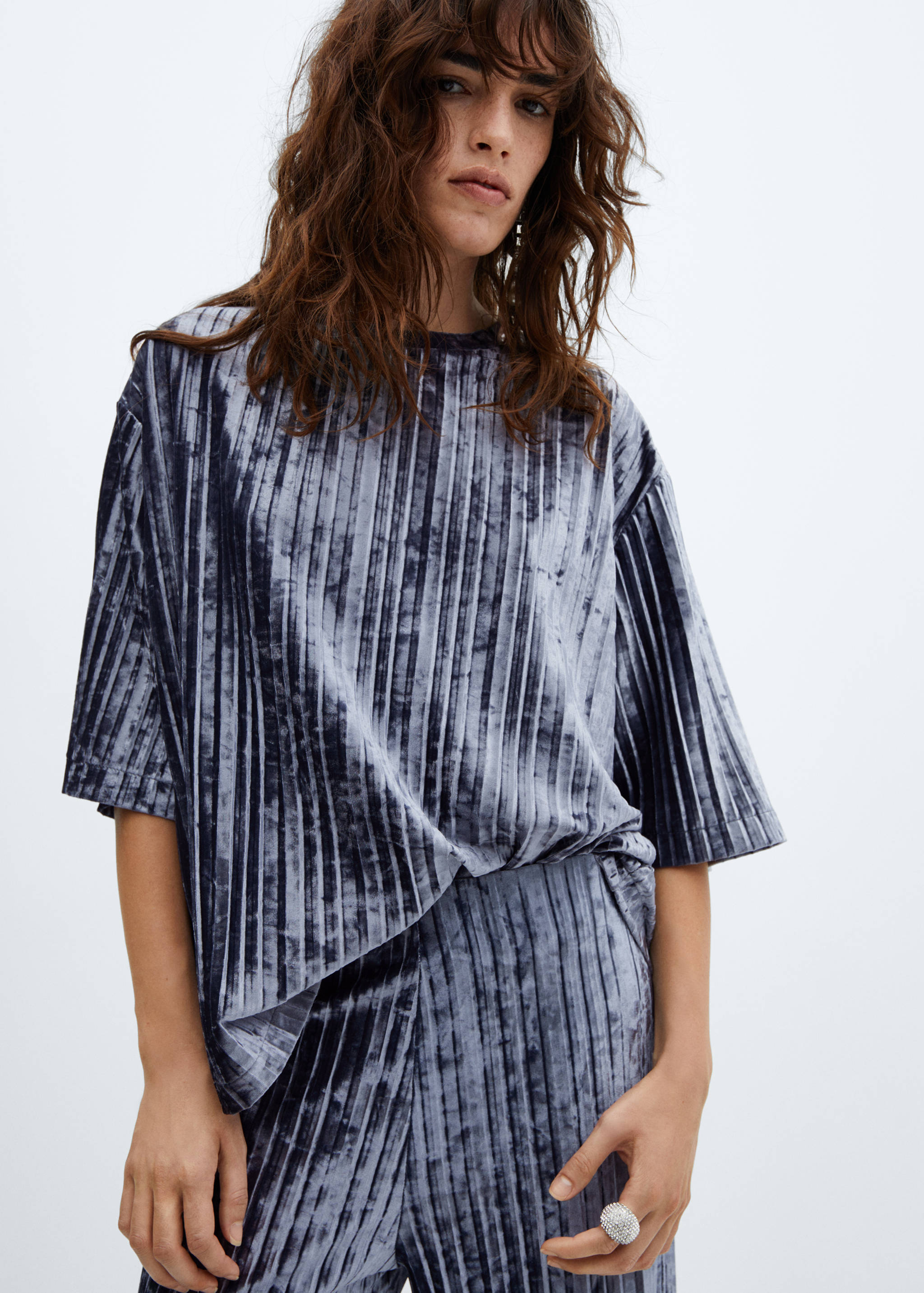 Pleated velvet pants - Details of the article 1