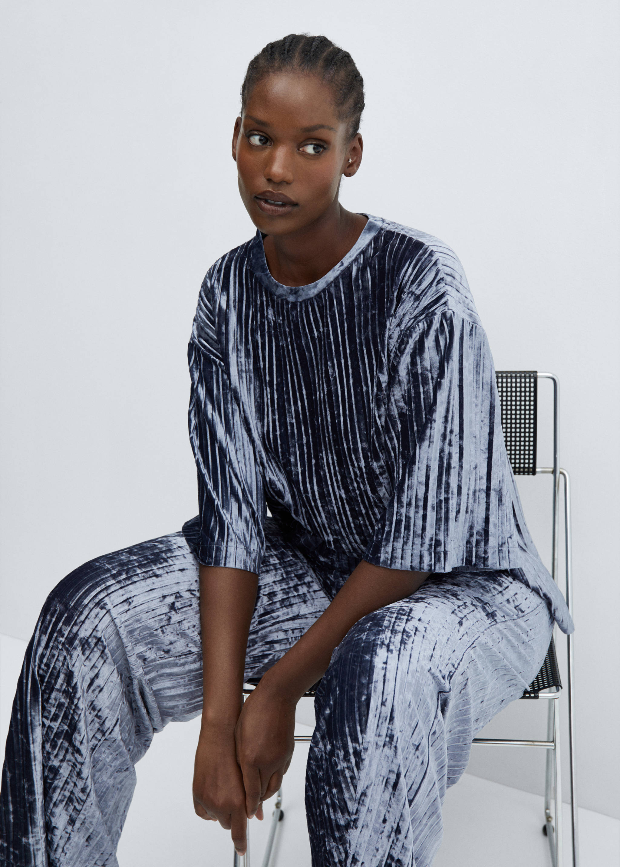 Pleated velvet pants - Details of the article 4