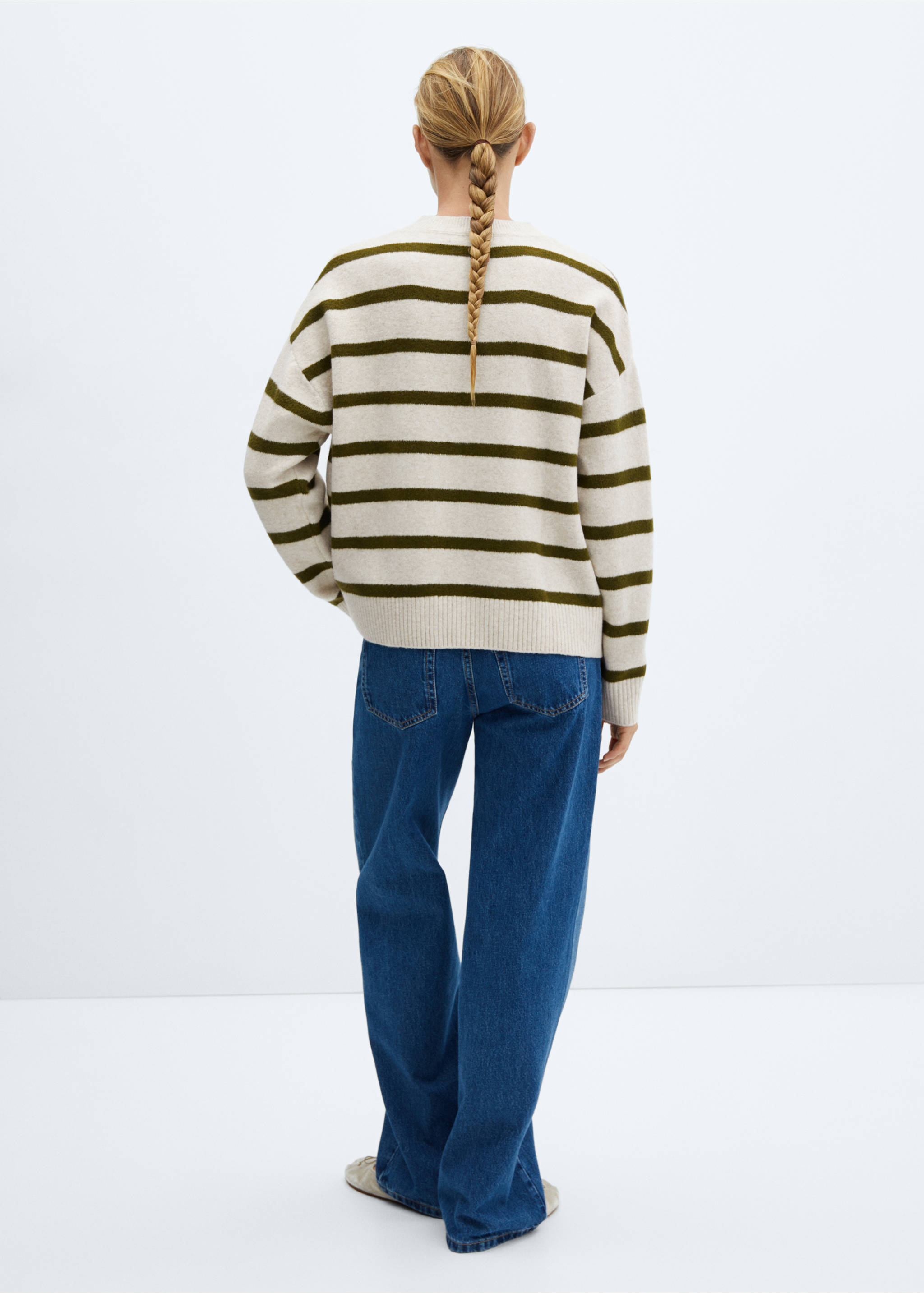 Round-neck striped sweater - Reverse of the article, Khaki. Ref: 57069101-00.