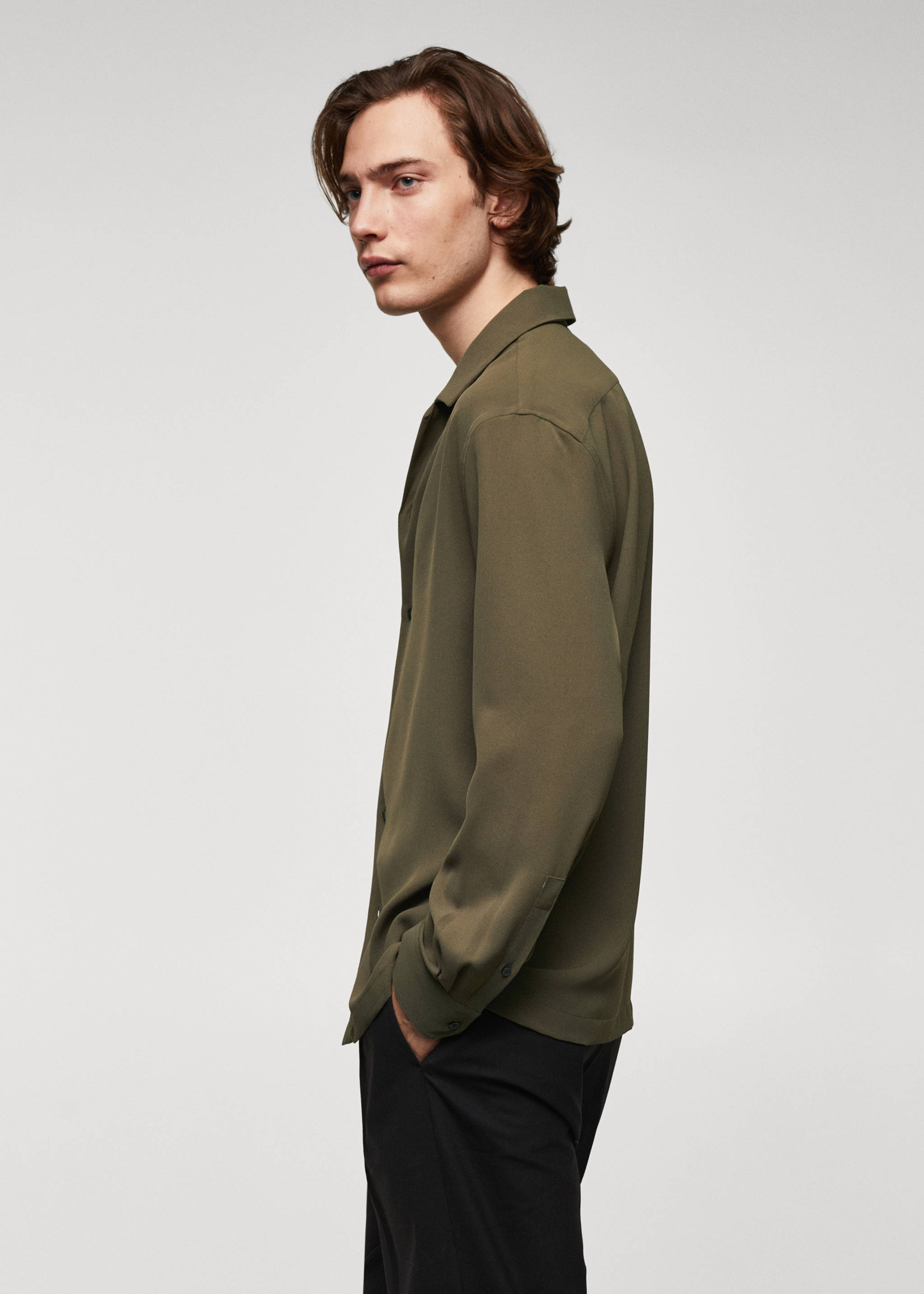 Chemise fluide col bowling - Détail de l'article 2