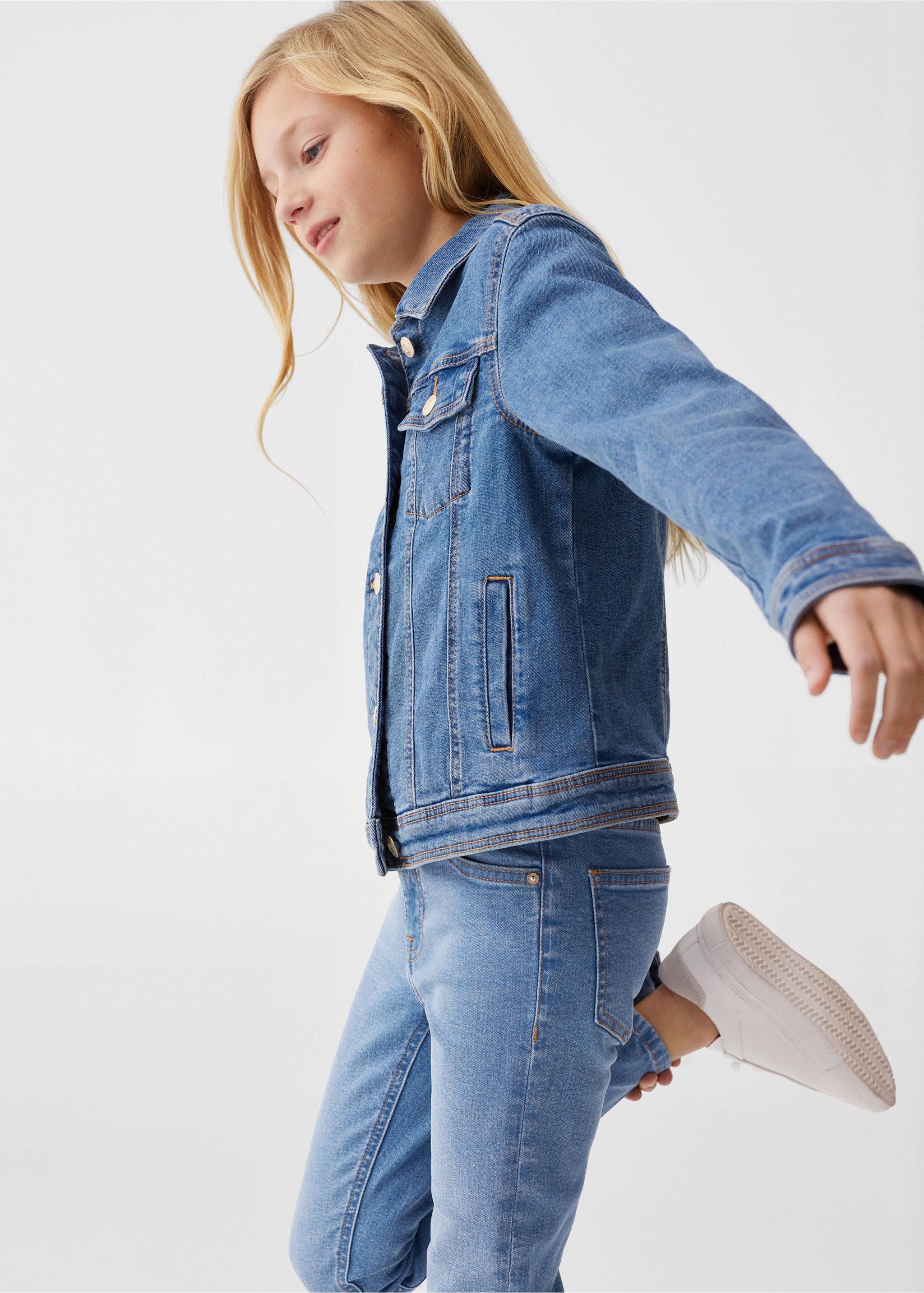 Pockets denim jacket - Medium plane, Medium Blue. Ref: 57071170-00.