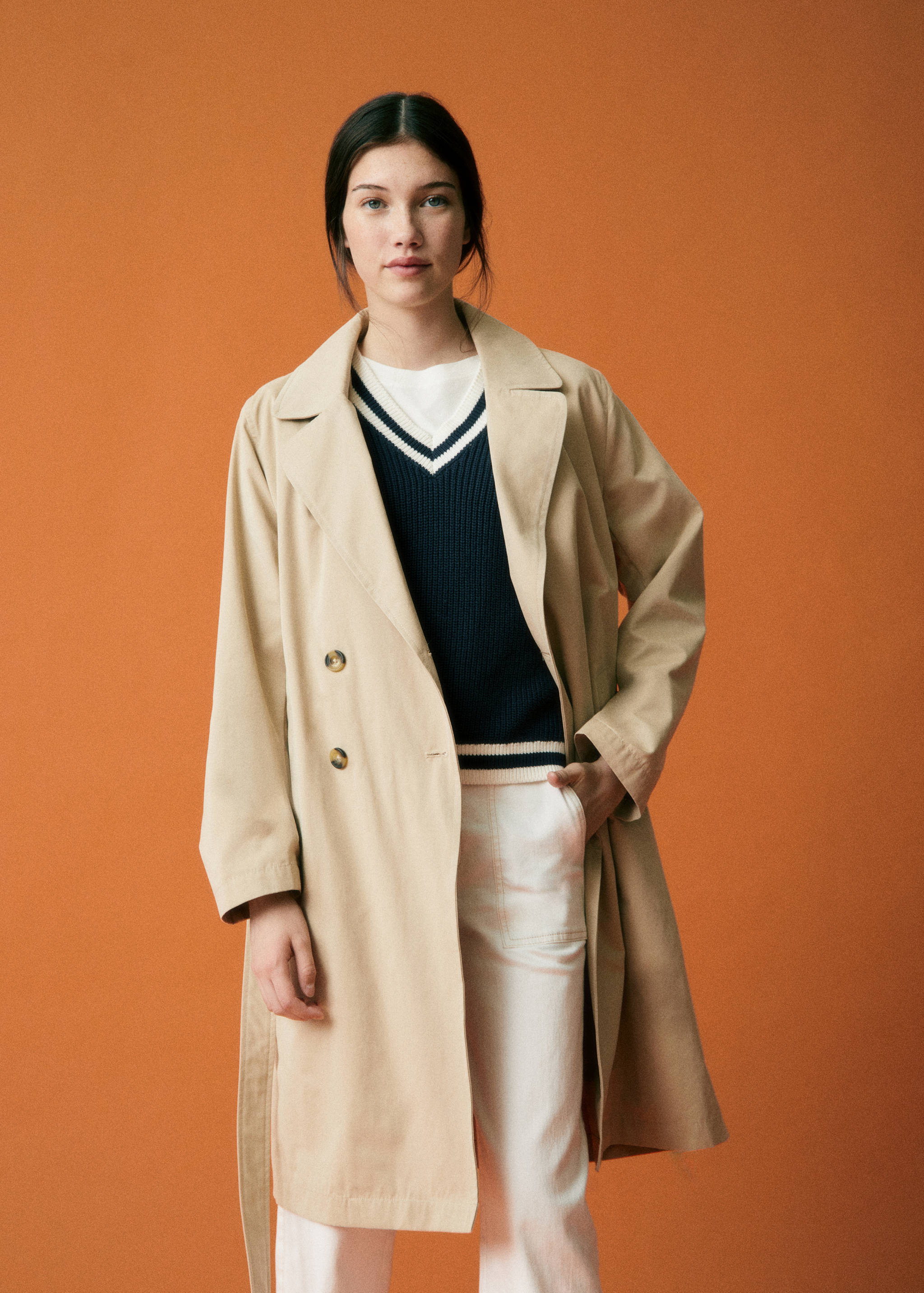 Classic trench coat with belt - Details of the article 5