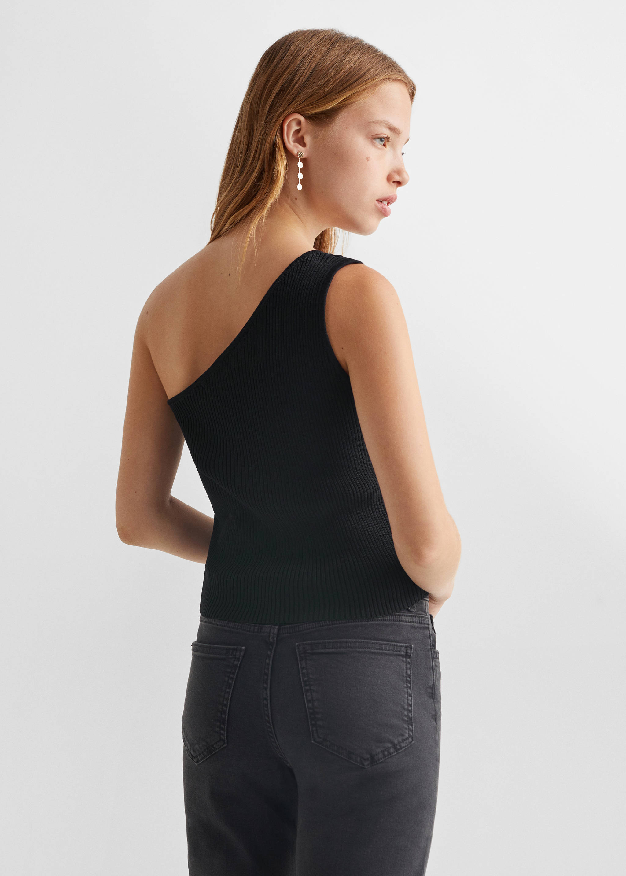 Asymmetrical crop top - Reverse of the article