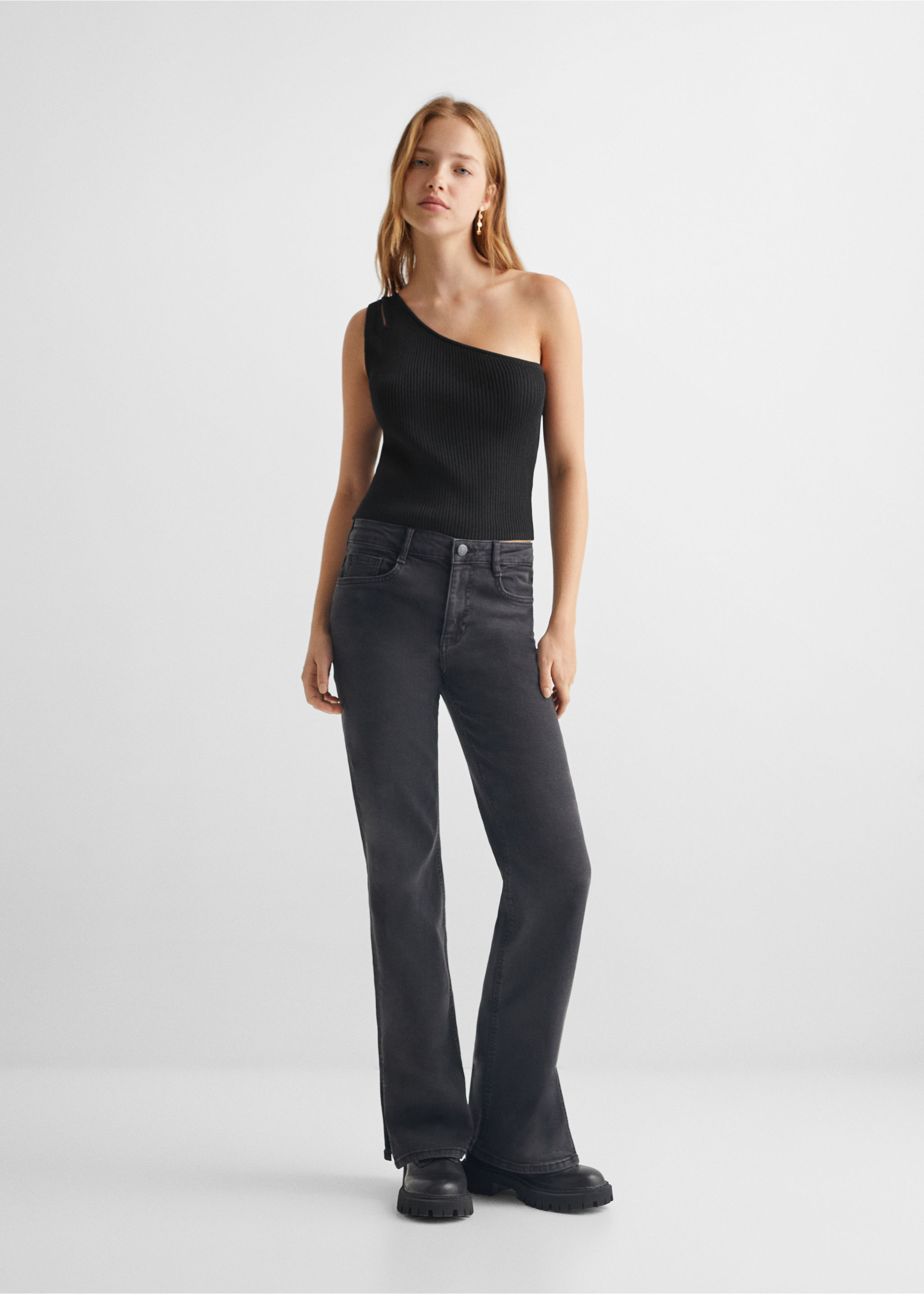 Asymmetrisches Crop-Top - Allgemeine Ansicht