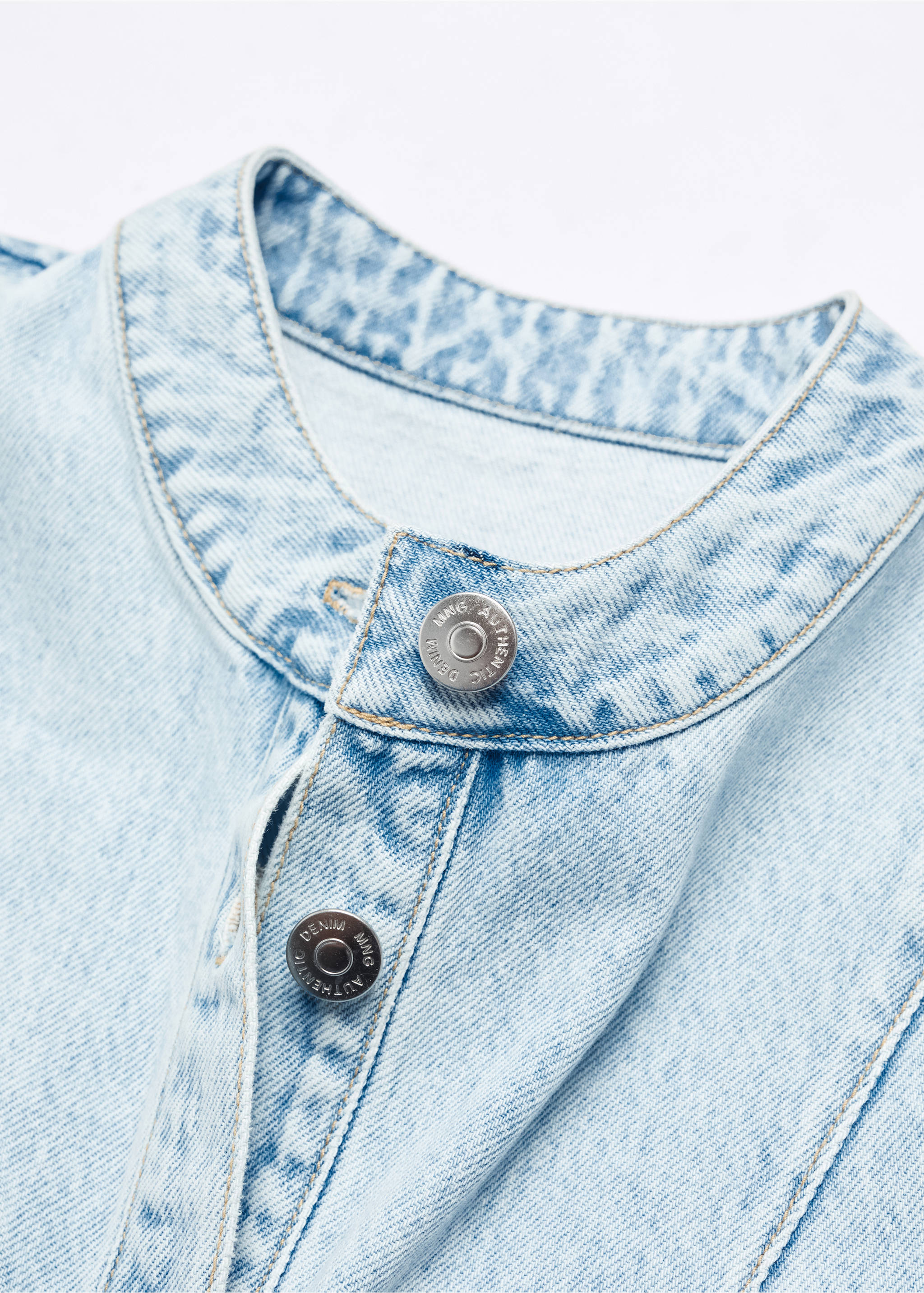 Denim jumpsuit with pockets - Details of the article 8, Light Blue. Ref: 57072878-00.