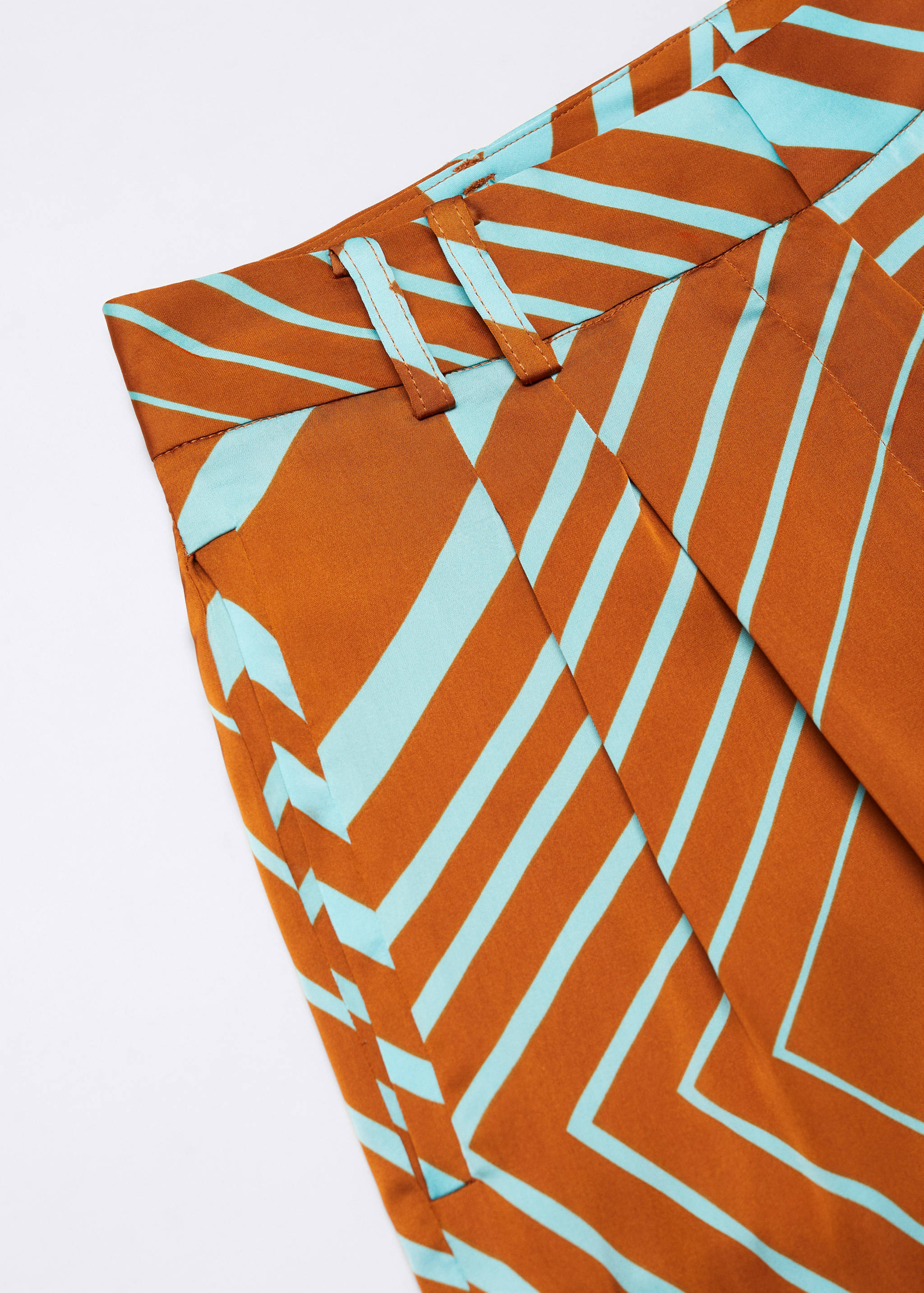 Satin printed pants - Details of the article 8