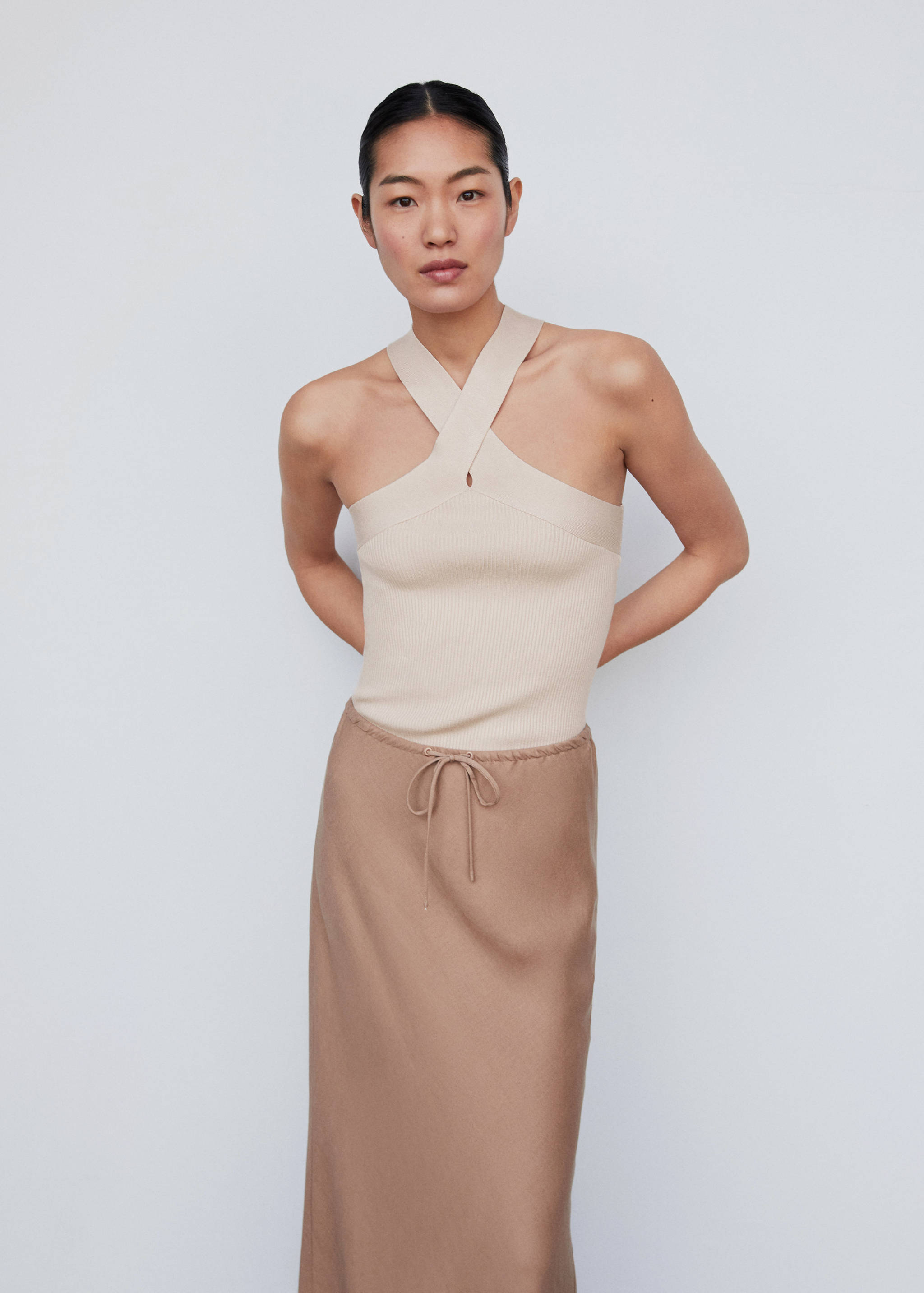 Halter-neck knitted top - Medium plane