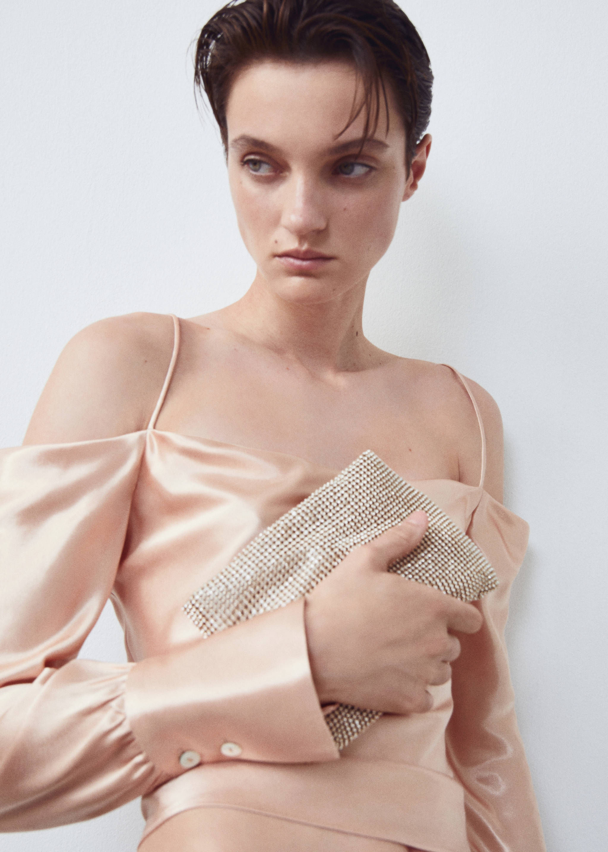 Rhinestone chain bag - General plane