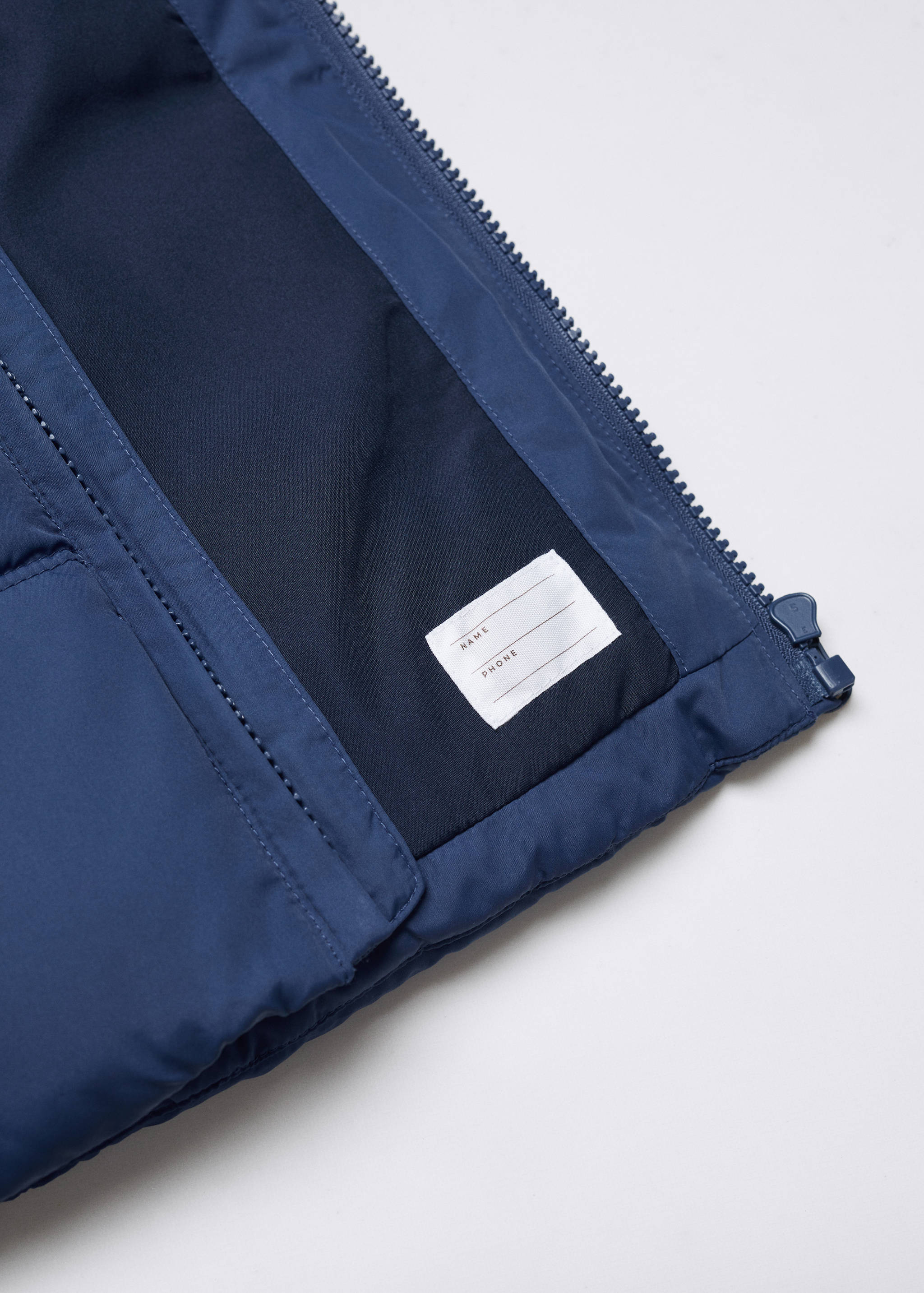 Quilted gilet - Details of the article 8