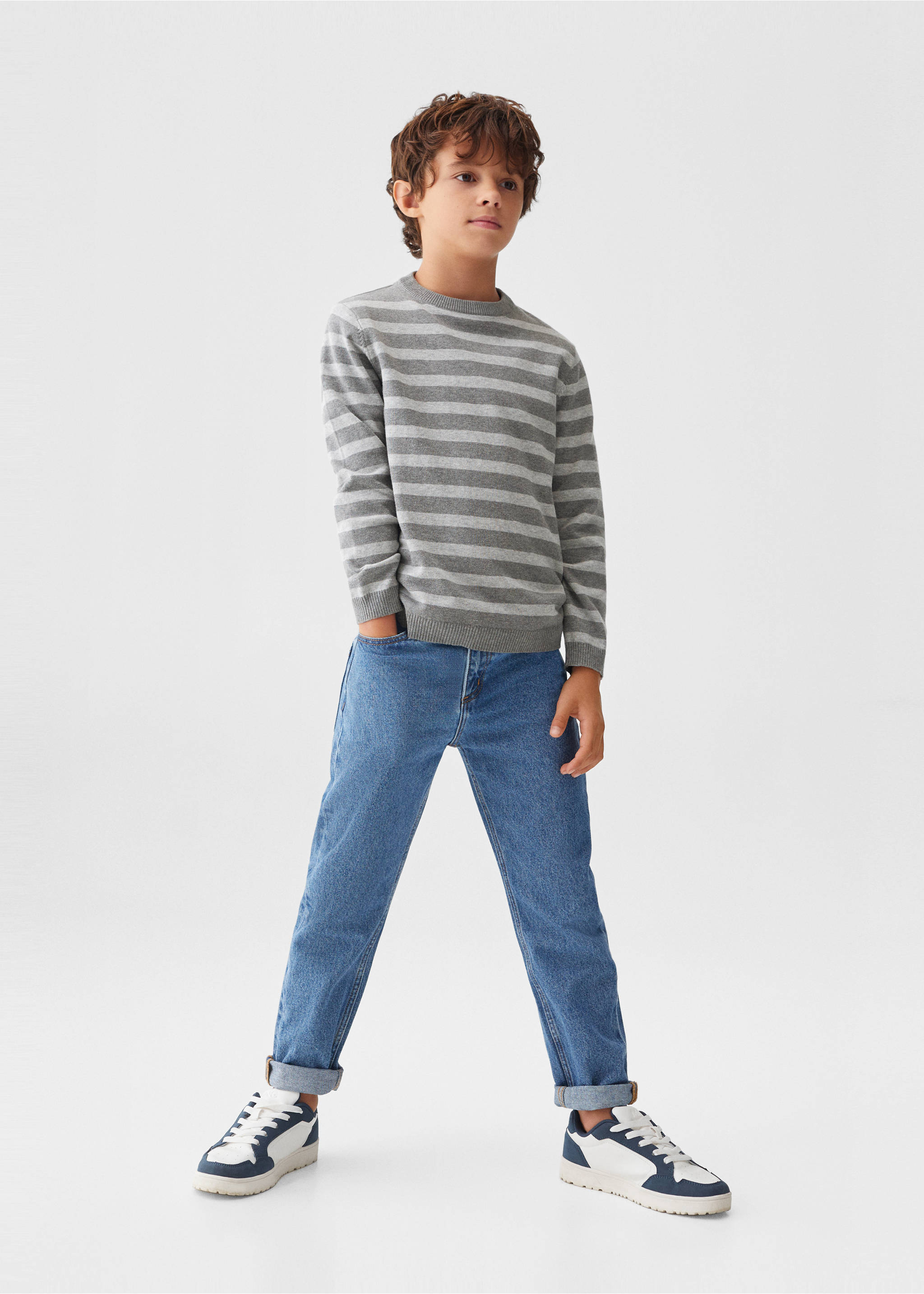 Gestreifter Strickpullover - Allgemeine Ansicht, Grau. Ref: 57073797-00.