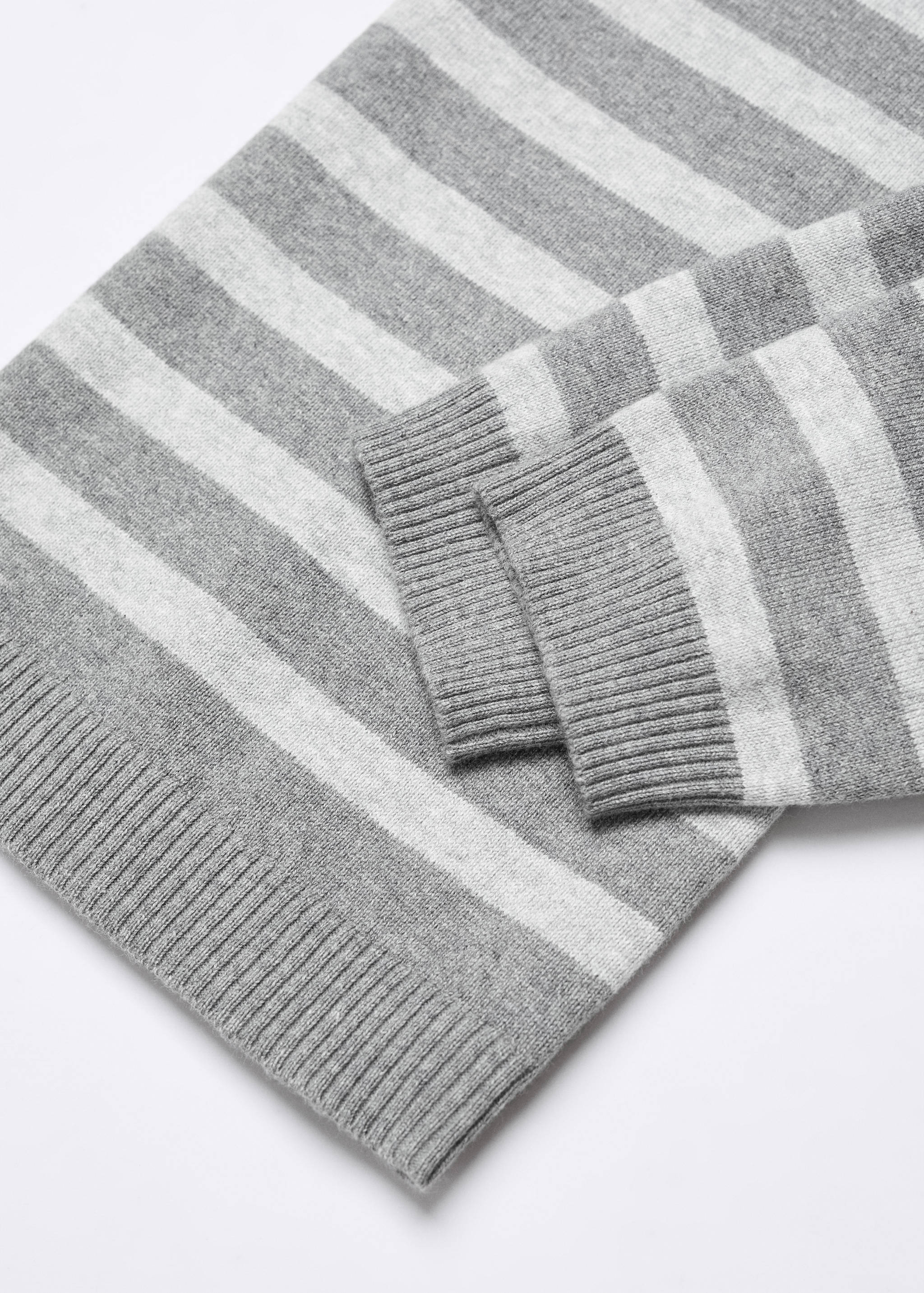 Gestreifter Strickpullover - Detail des Artikels 8