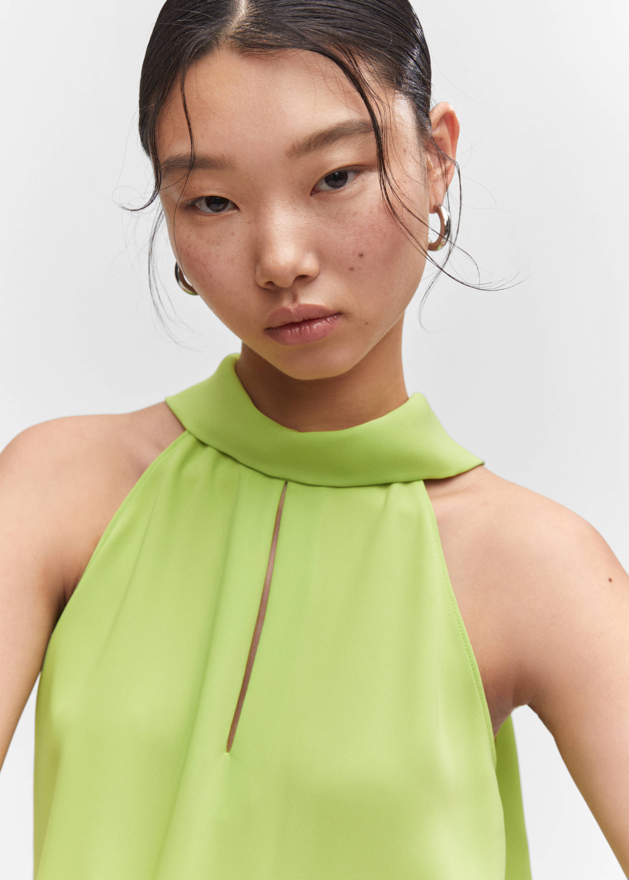 Blusa halter detalle abertura - Detalle del artículo 1