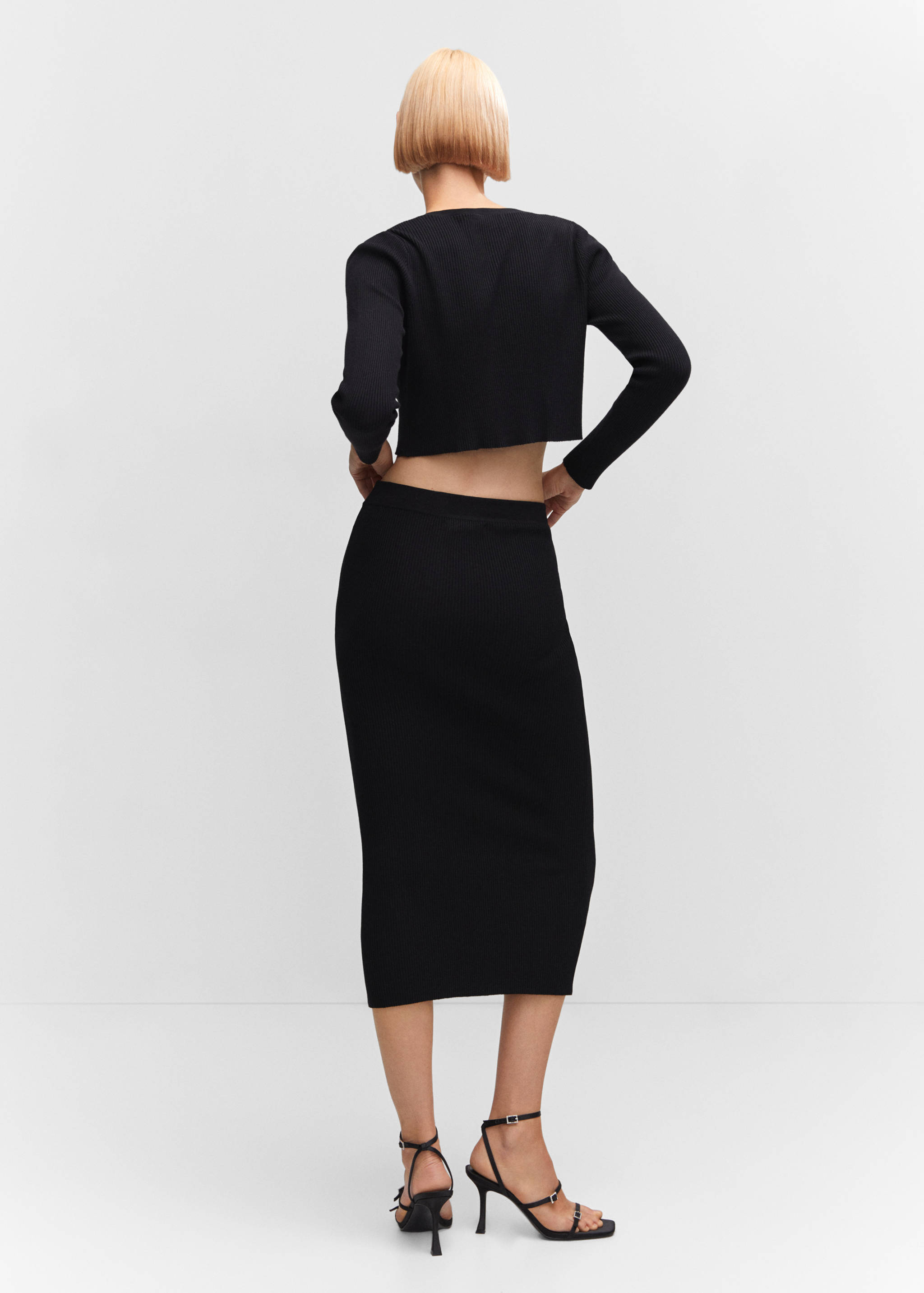 Ribbed midi skirt - Reverse of the article
