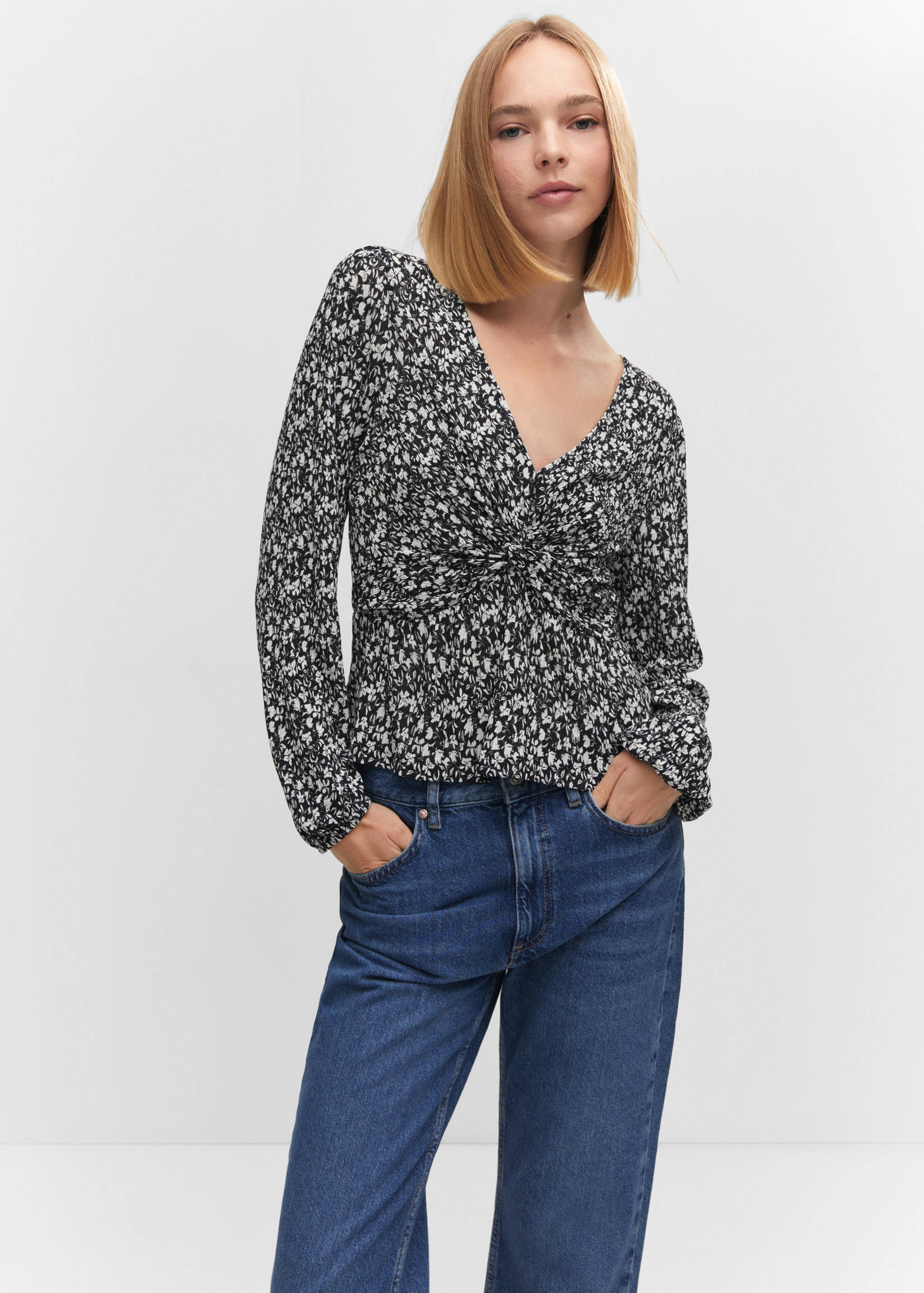Knot detail printed blouse - Medium plane