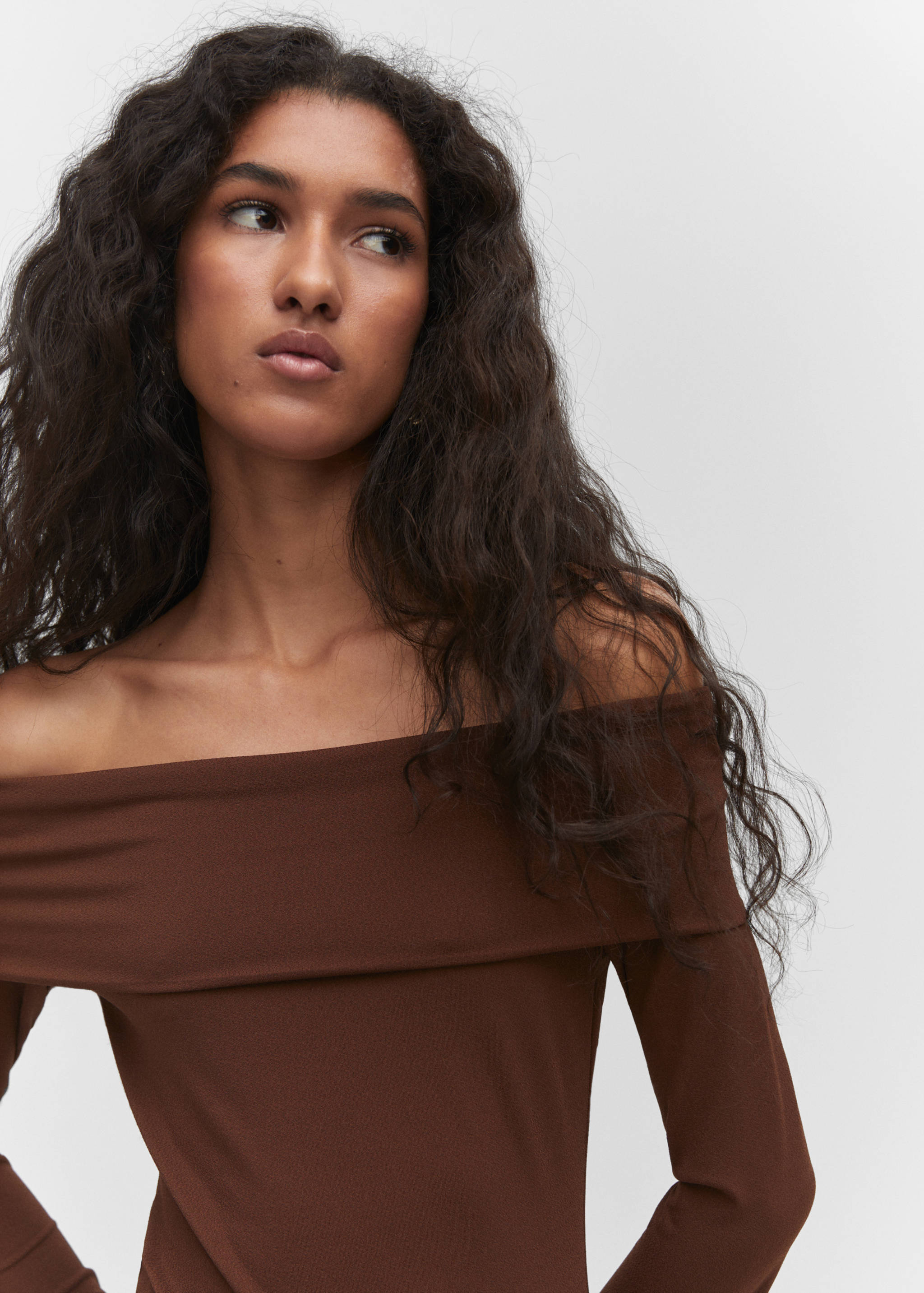 Off-the-shoulder midi-dress - Details of the article 1