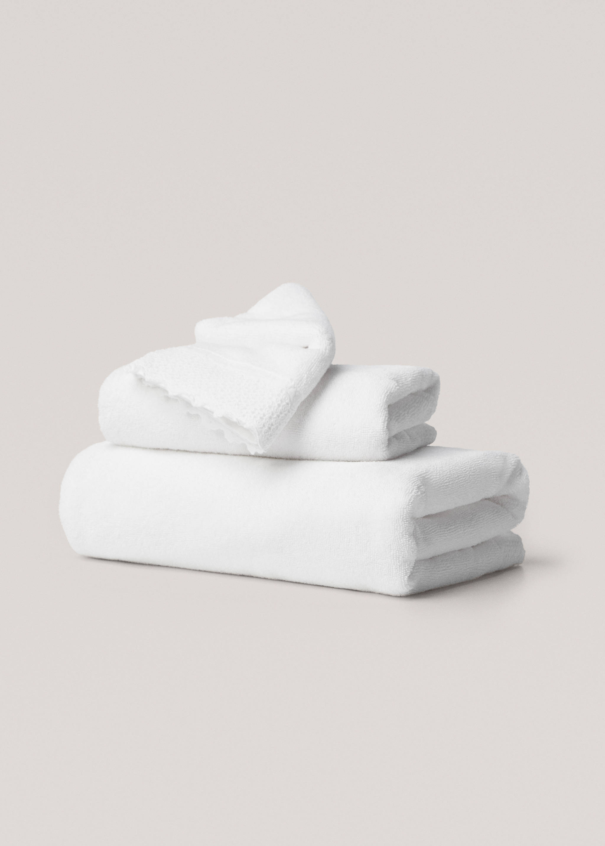 Serviette de toilette liseré brodé 50x90 cm - Article sans modèle