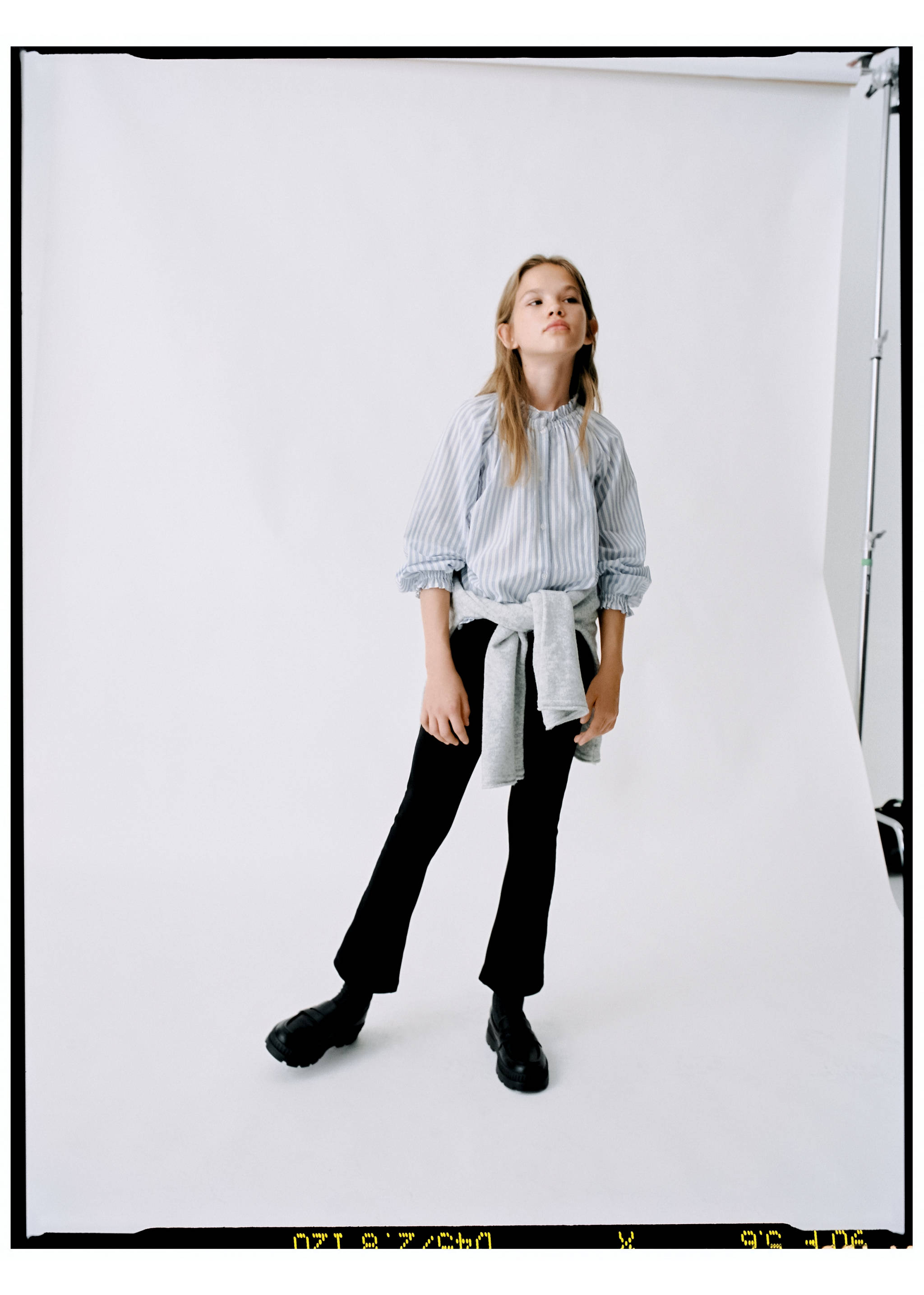 Flared knitted leggings - Details of the article 5