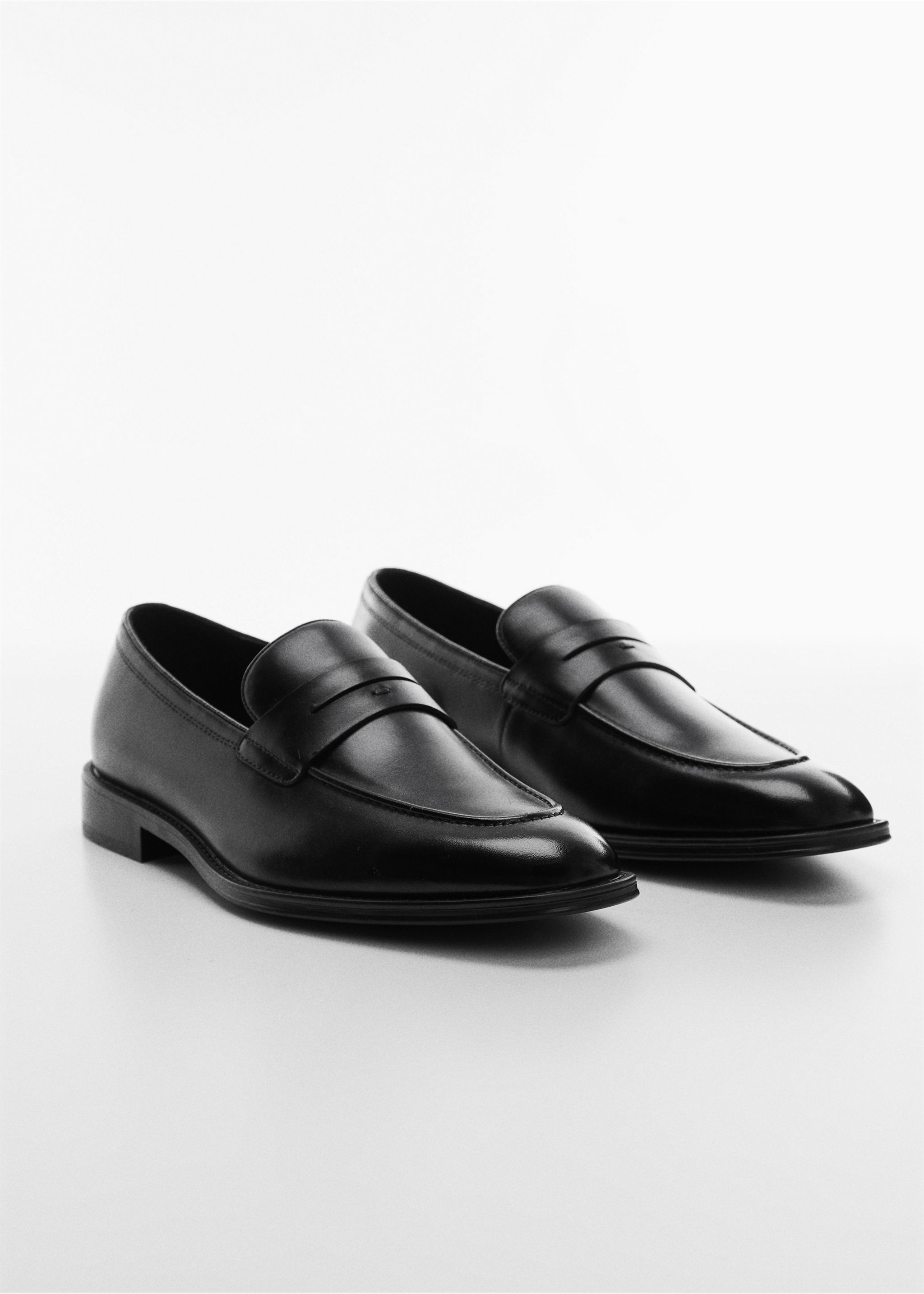 Aged-leather loafers - Medium plane