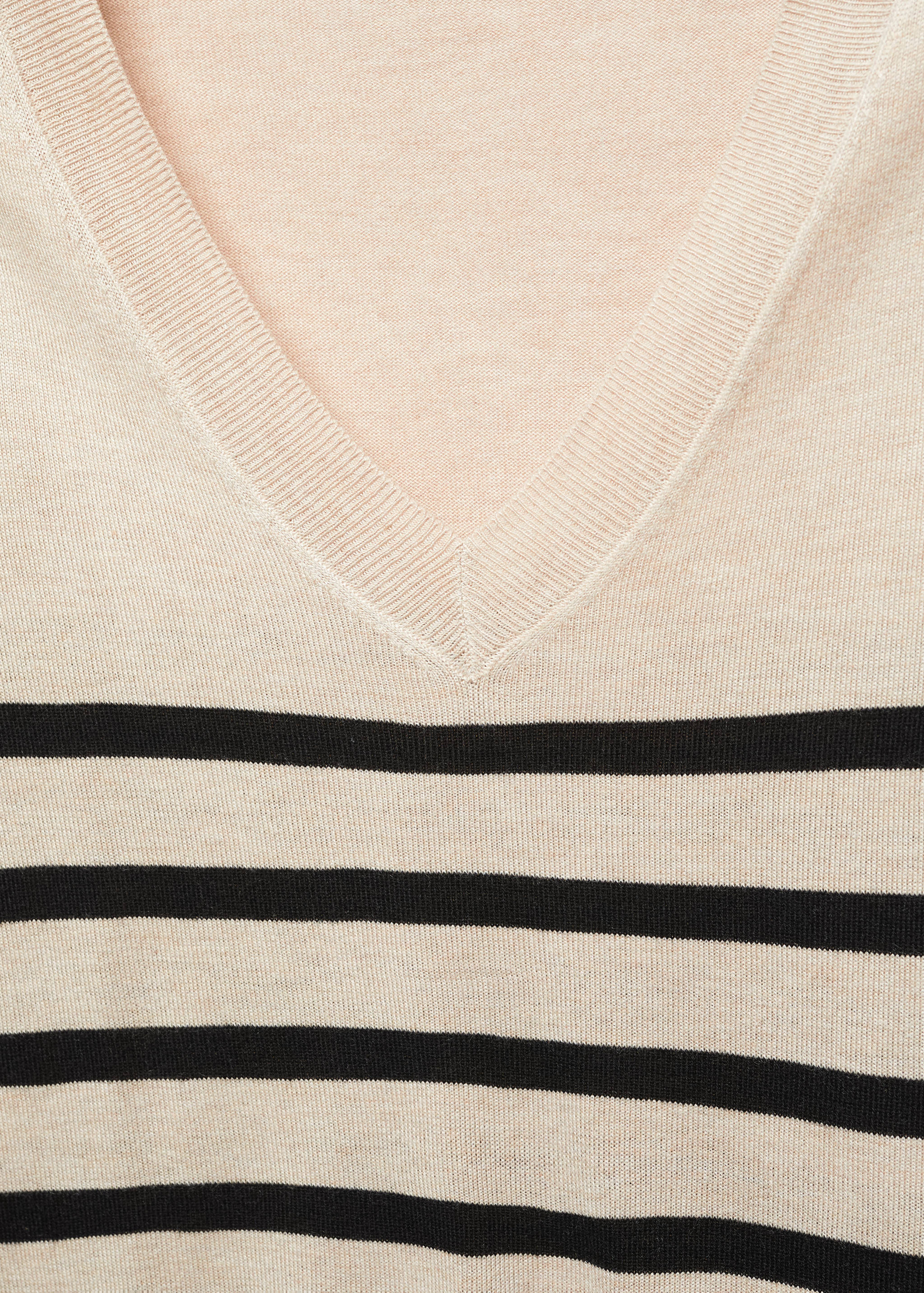 Striped fine-knit sweater - Details of the article 8