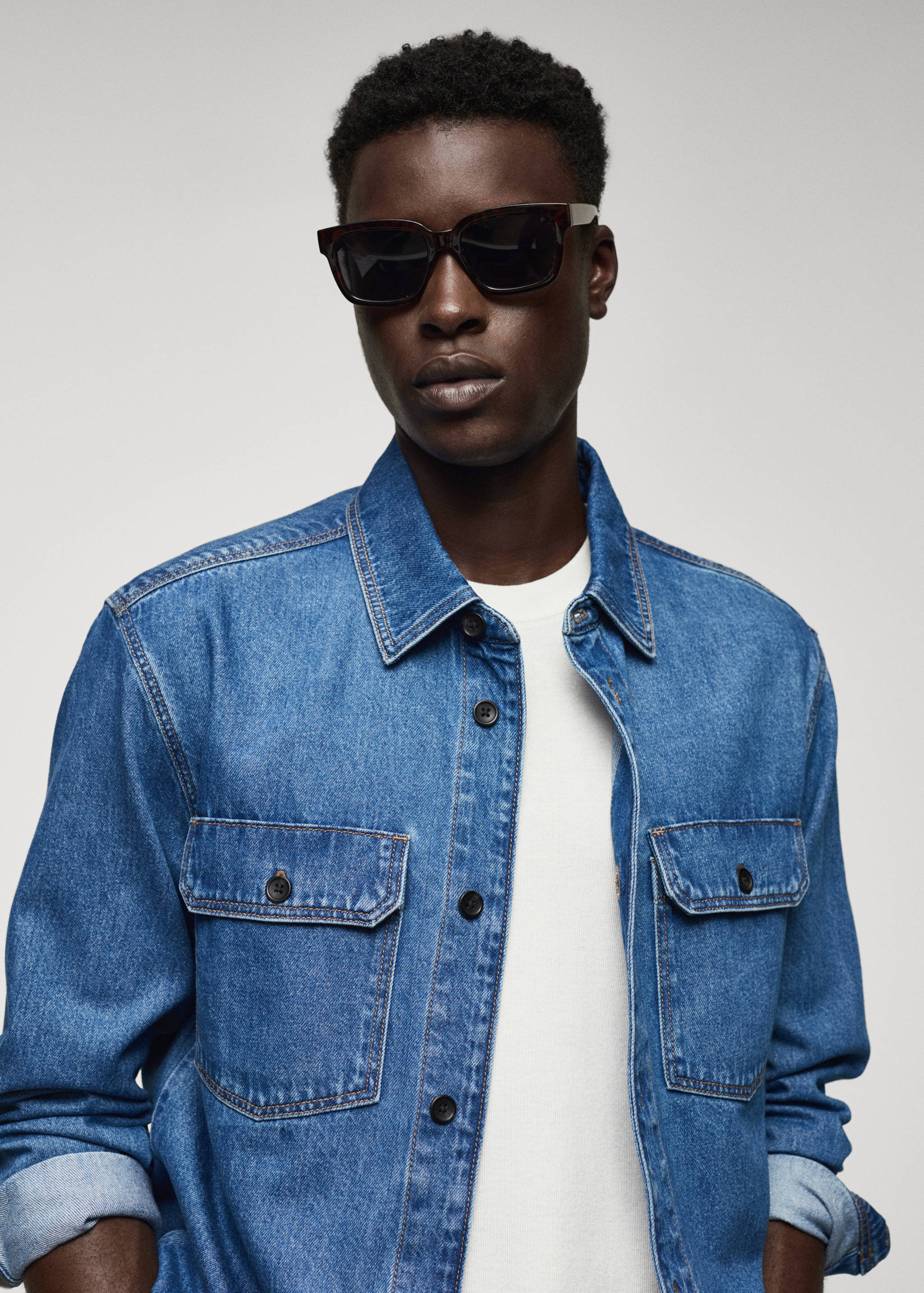 Surchemise en jean coton poches - Détail de l'article 1