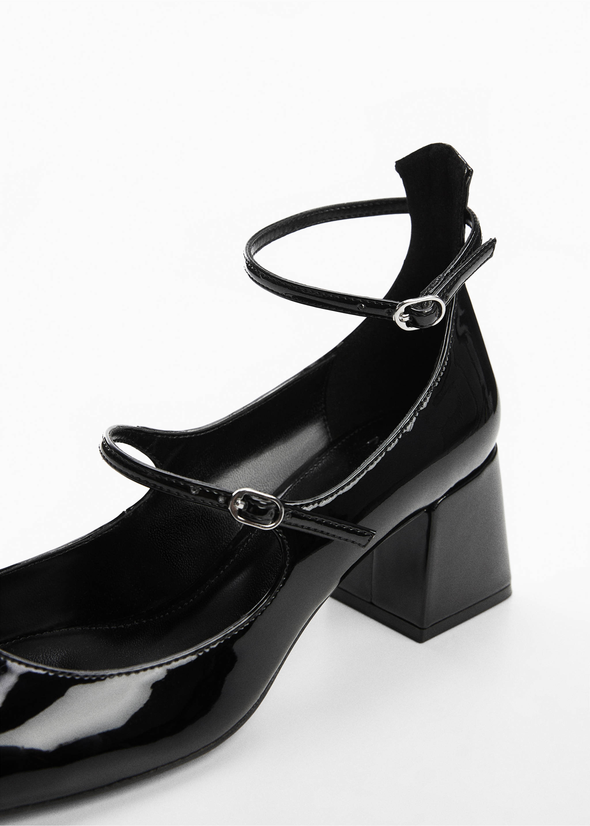 Patent leather-effect shoes with buckle - Details of the article 2, Black. Ref: 57074417-00.