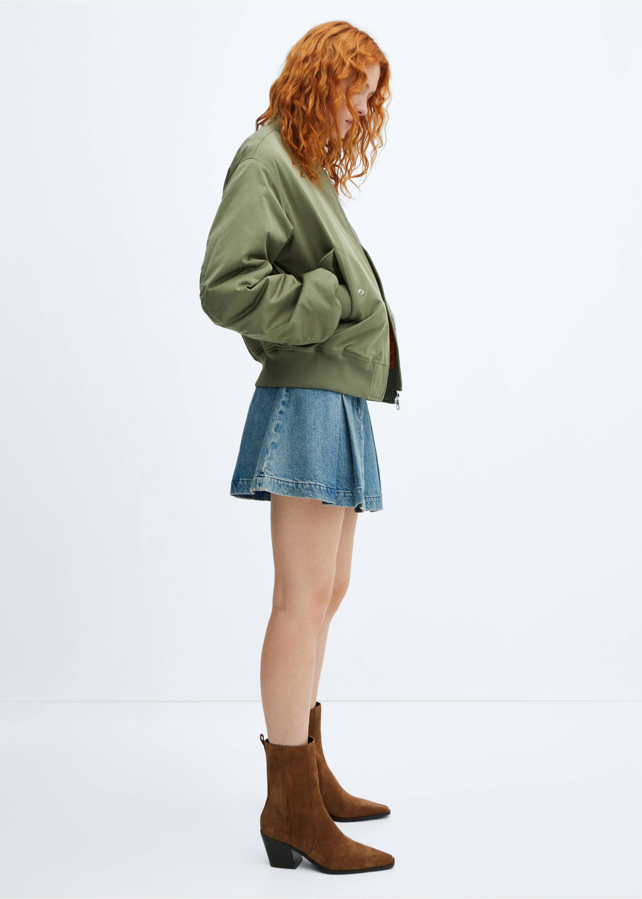 Stiefelette aus Rauleder mit Absatz - Allgemeine Ansicht, Tobacco-Braun. Ref: 57074421-00.