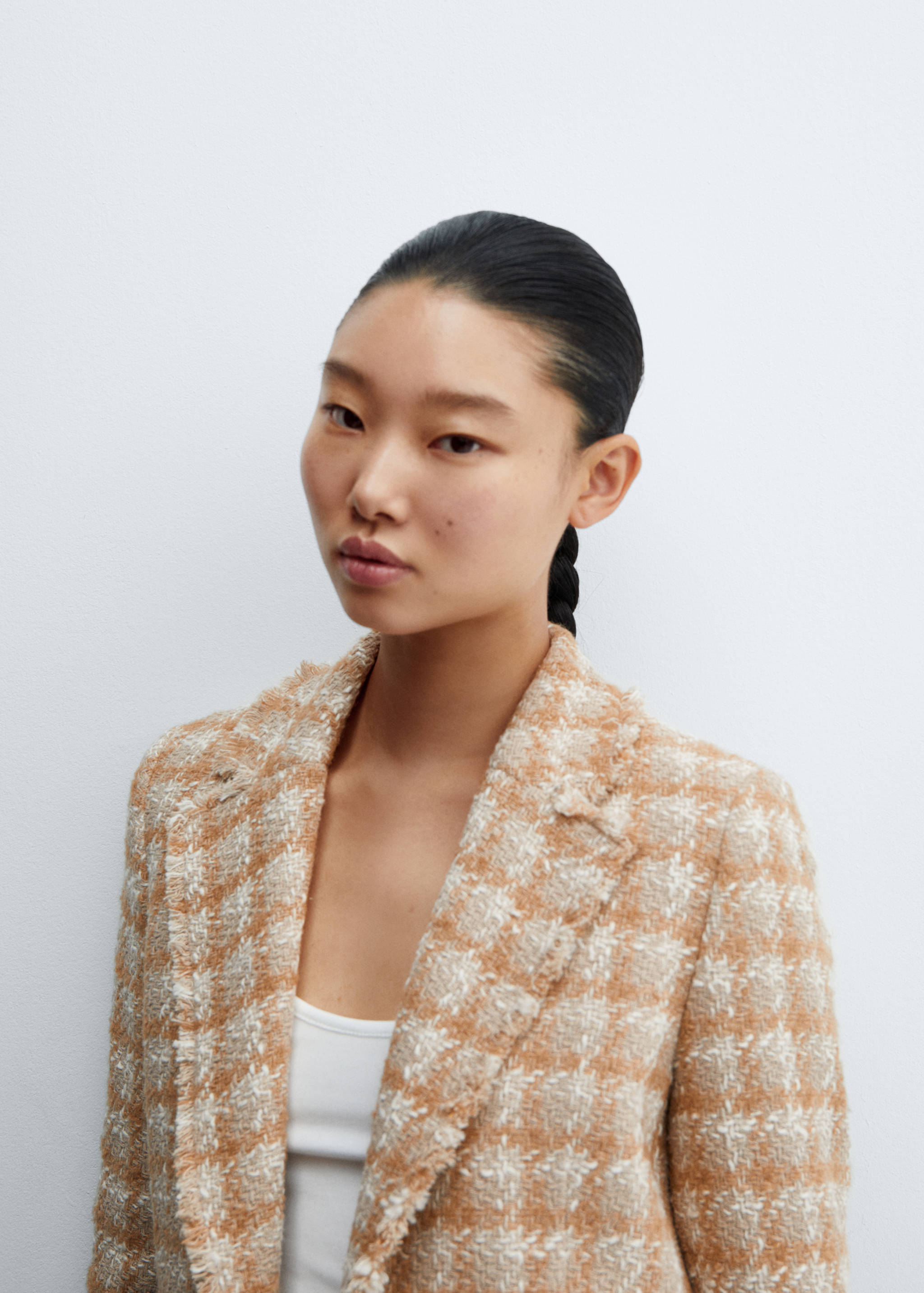 Tweed blazer with jewel button - Details of the article 1