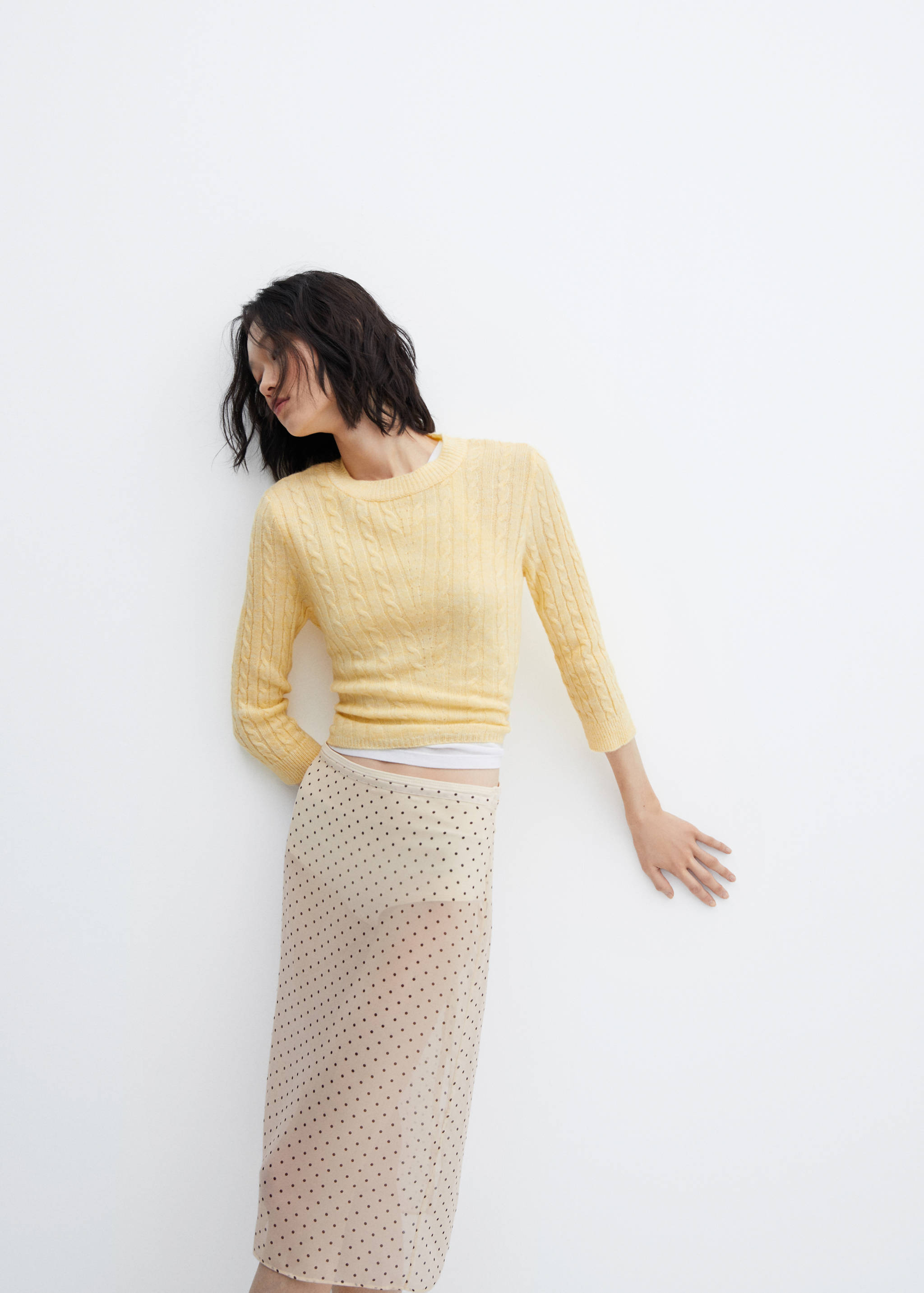 Halvtransparent prickig kjol - Detaljer om artikeln 6