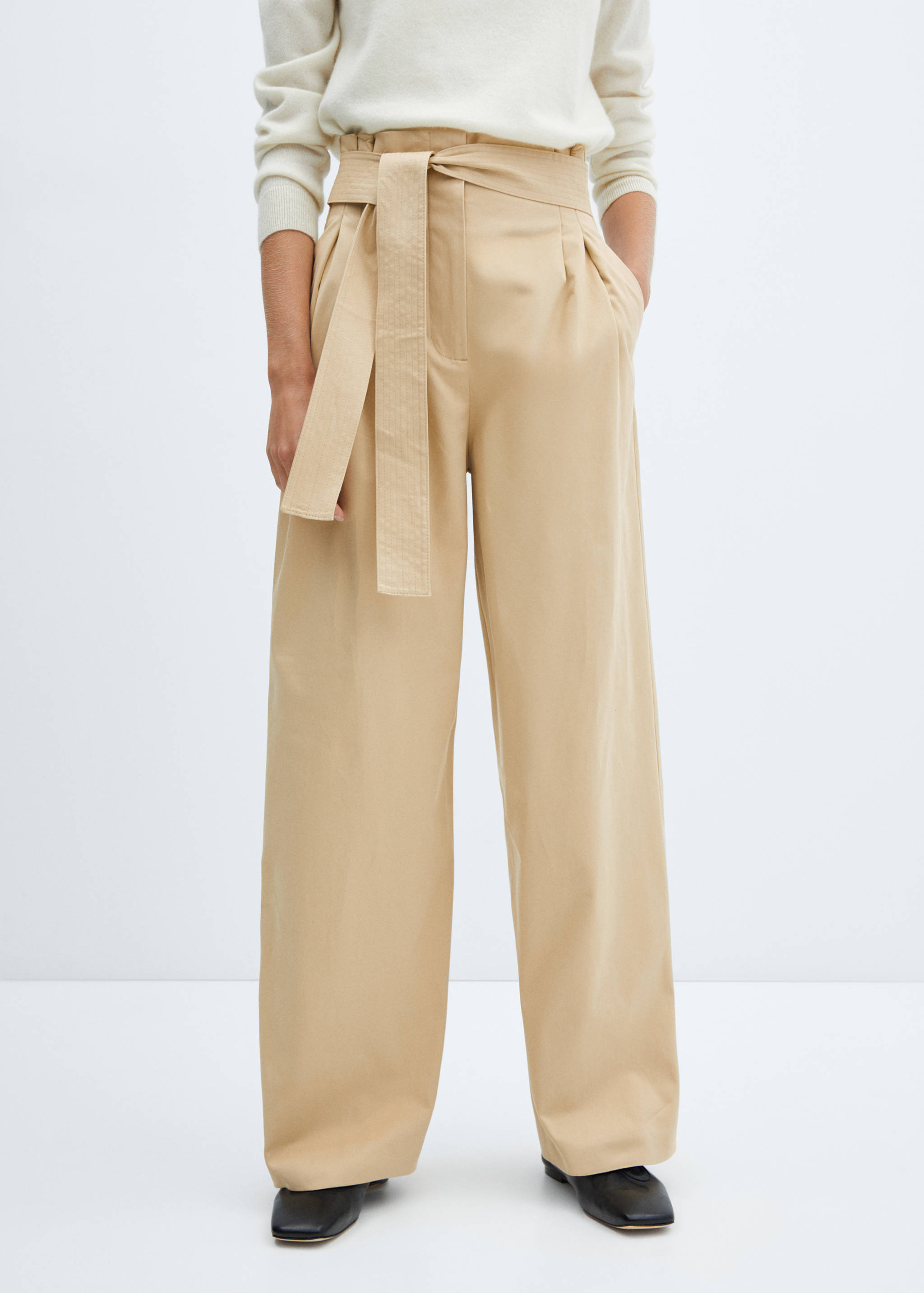 Spodnie paperbag z paskiem - Plan średni