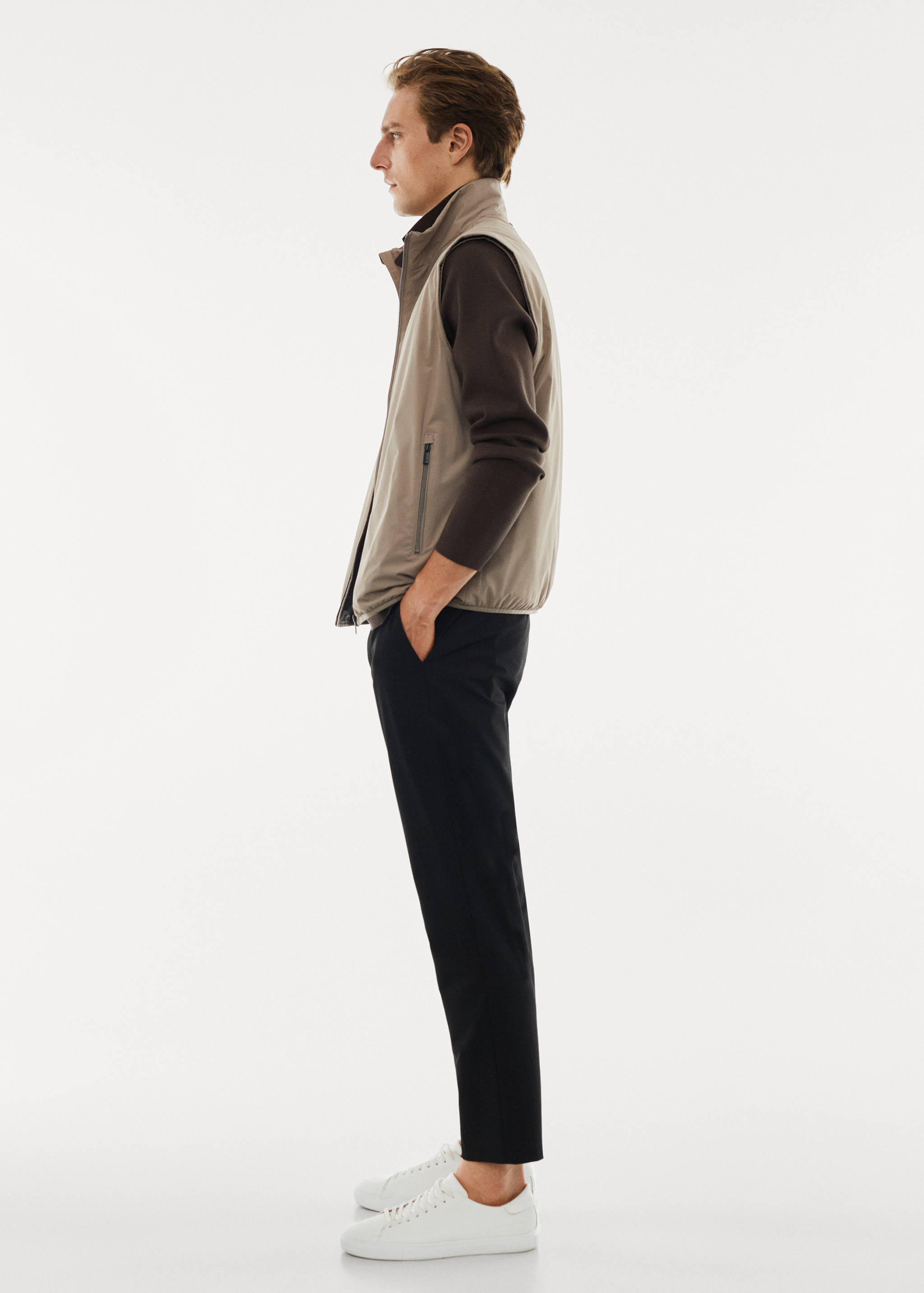 Lightweight quilted water-repellent quilted gilet - Details of the article 2