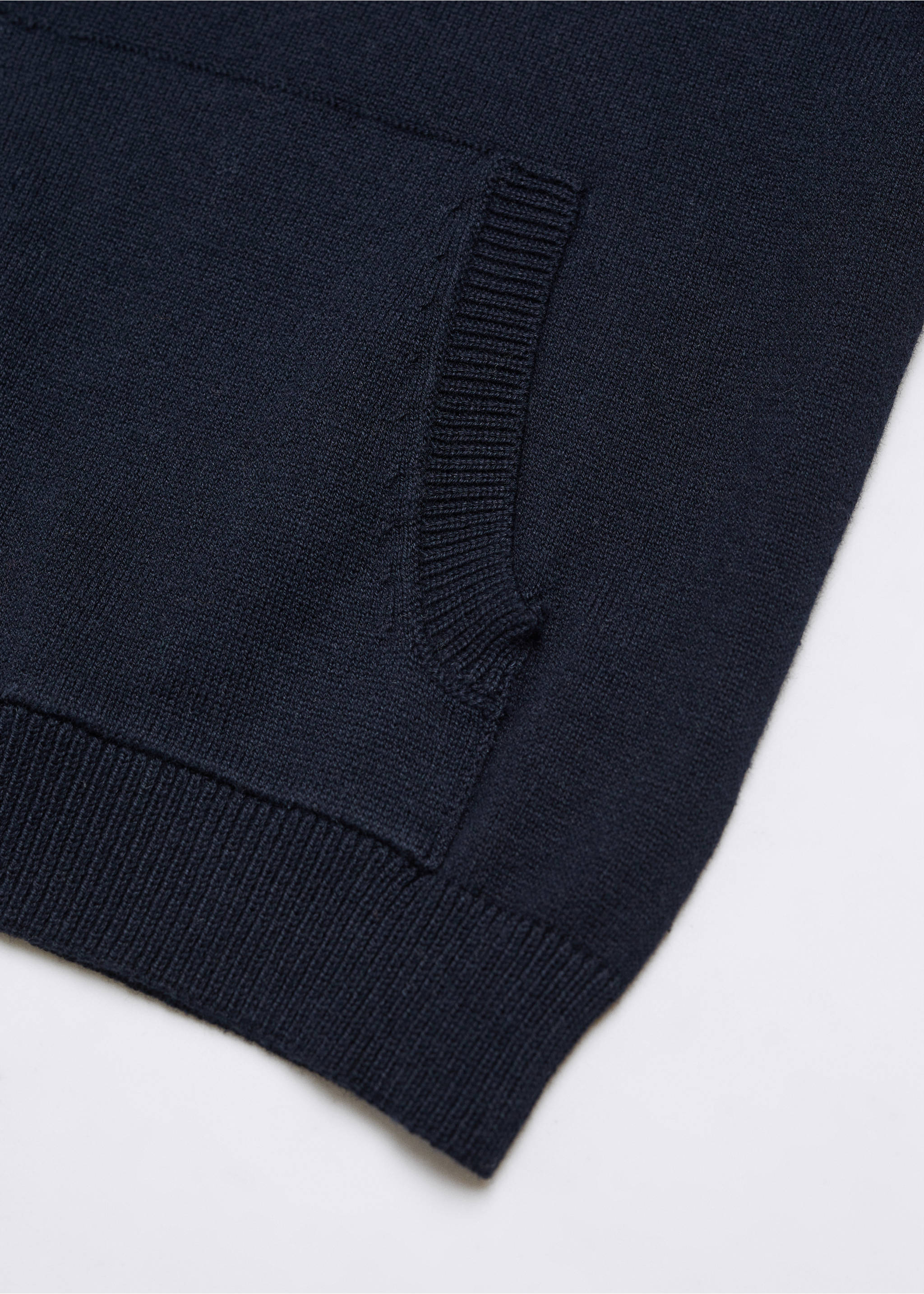 Zip knit sweater - Details of the article 8, Navy. Ref: 57074760-00.