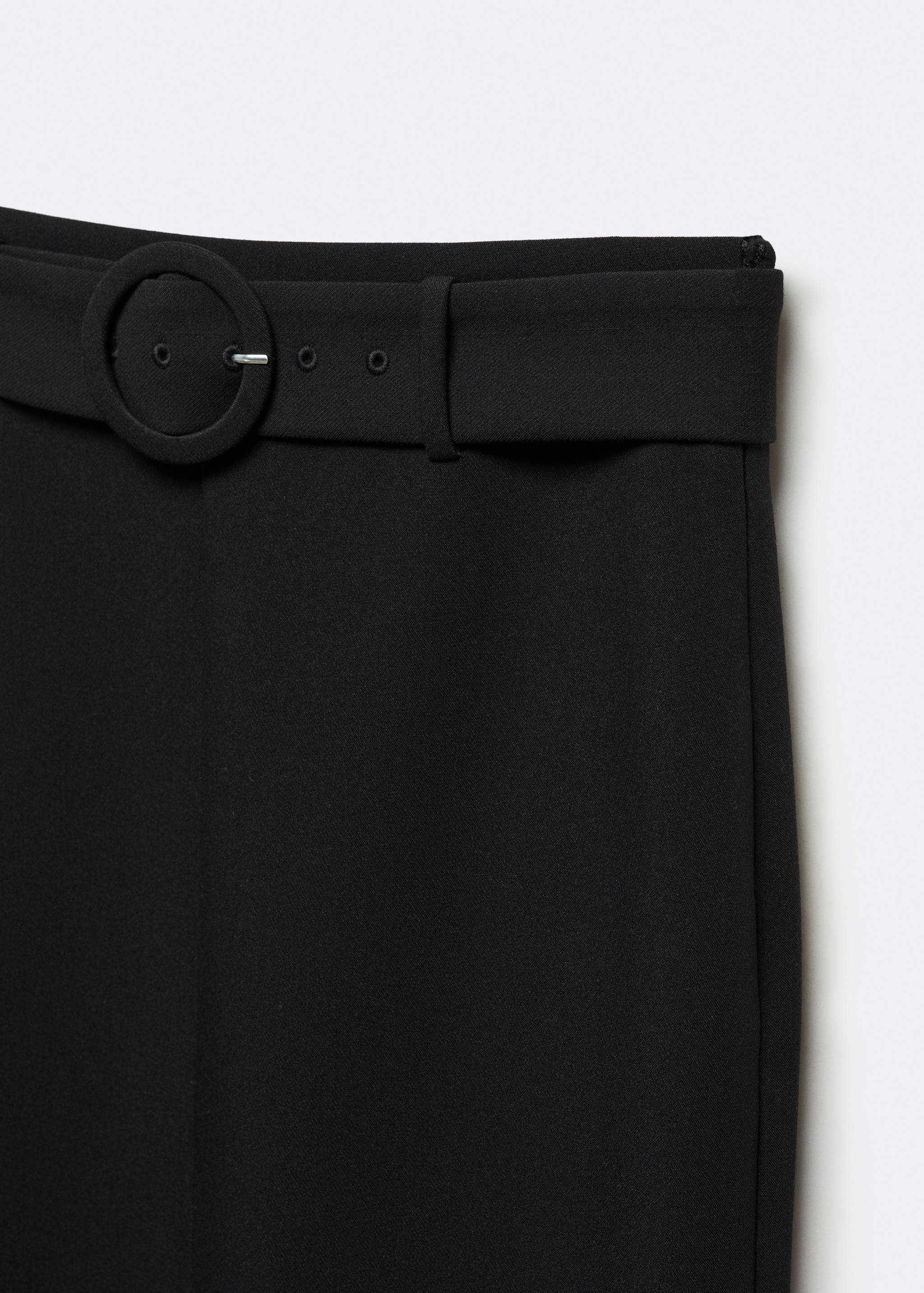 Rock mit Gürtel und Schlitz - Detail des Artikels 8