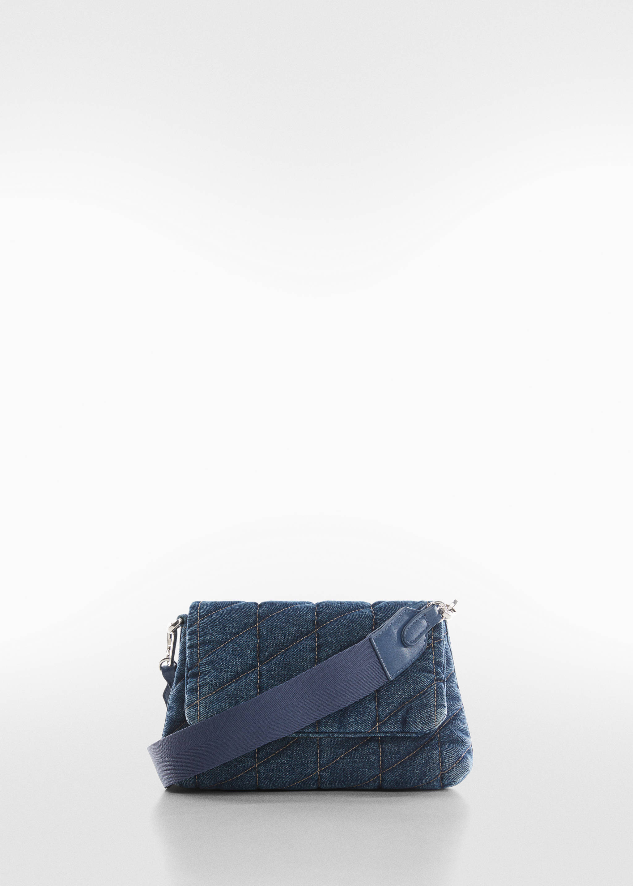 Bossa denim embuatada - Article sense model