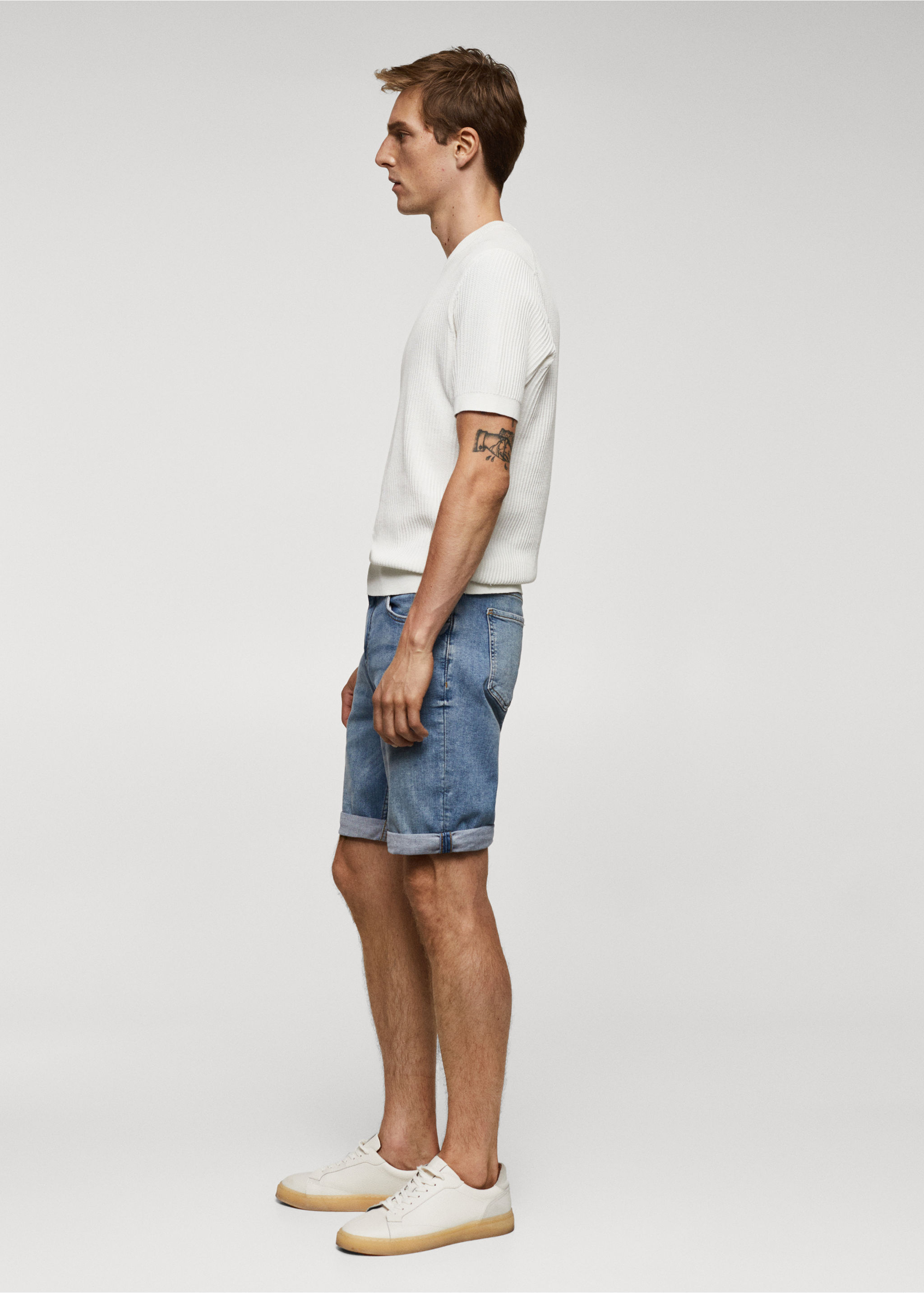 Slim-fit denim bermuda shorts - Details of the article 2